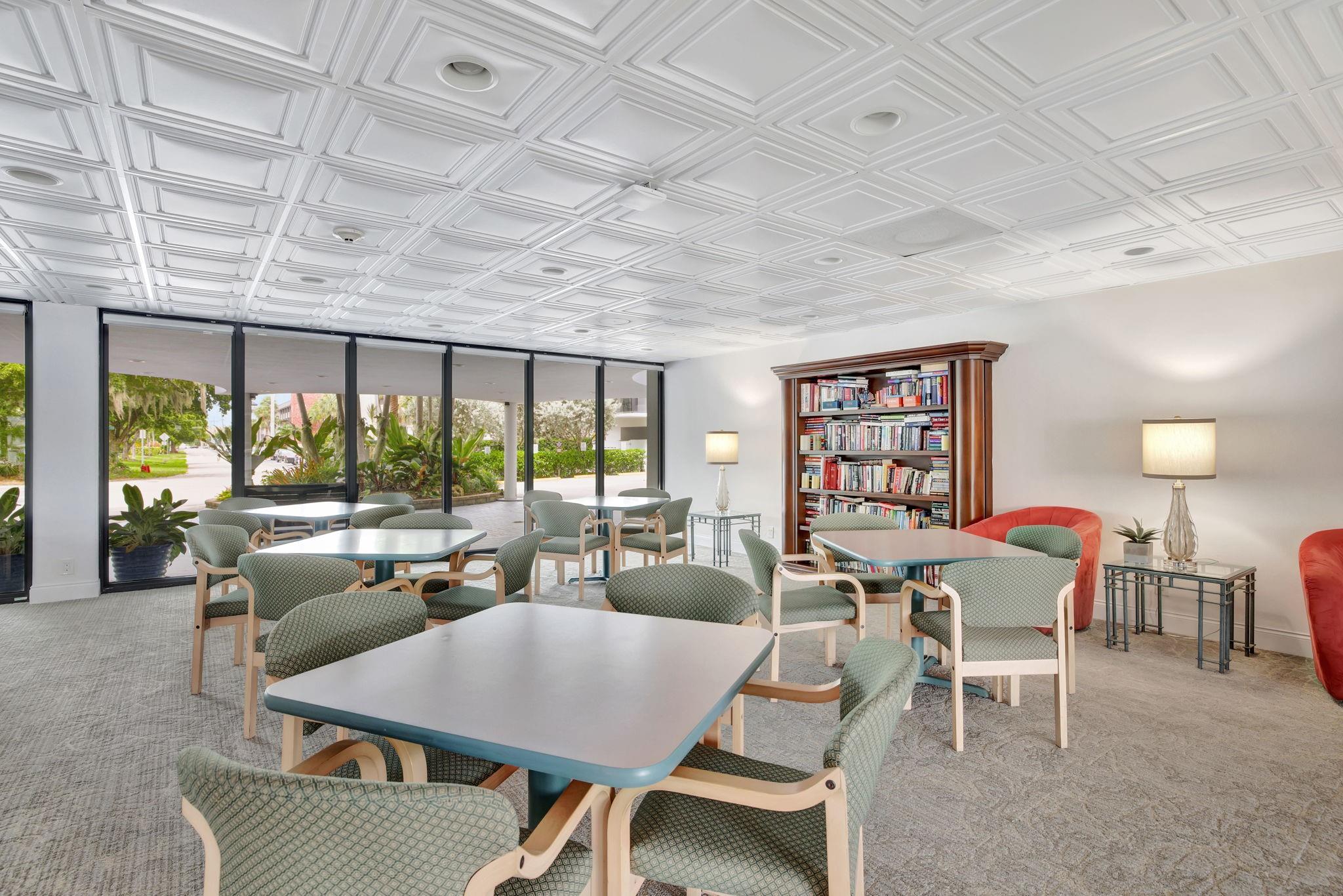 5100 Dupont Blvd 5M