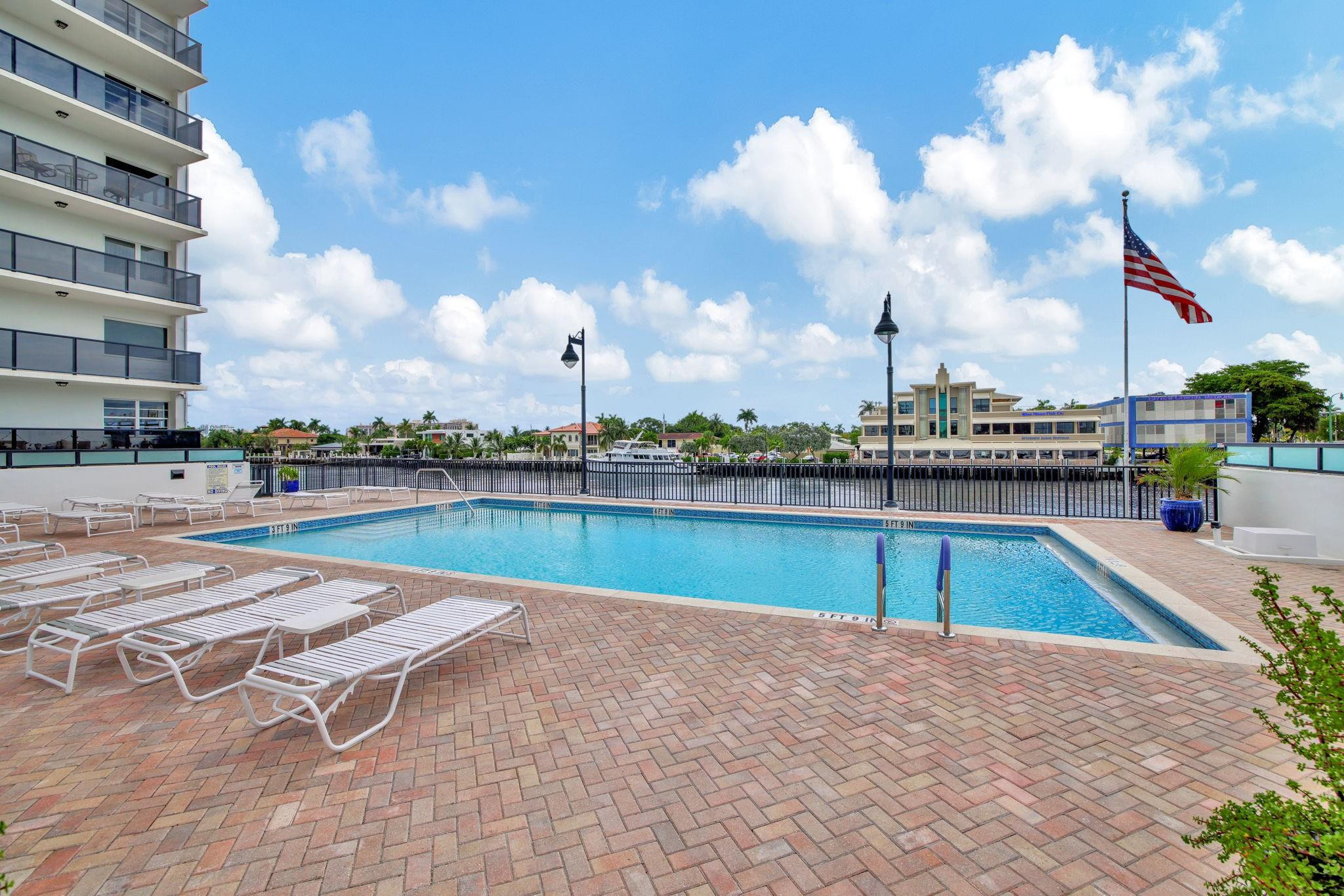 5100 Dupont Blvd 5M