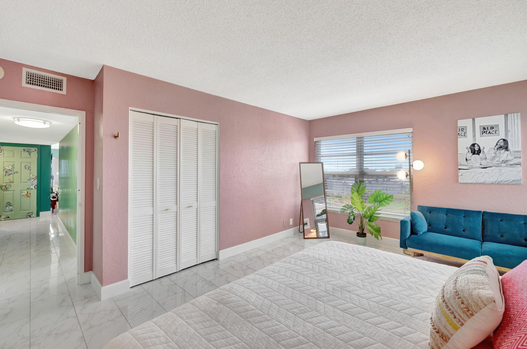 5100 Dupont Blvd 5M
