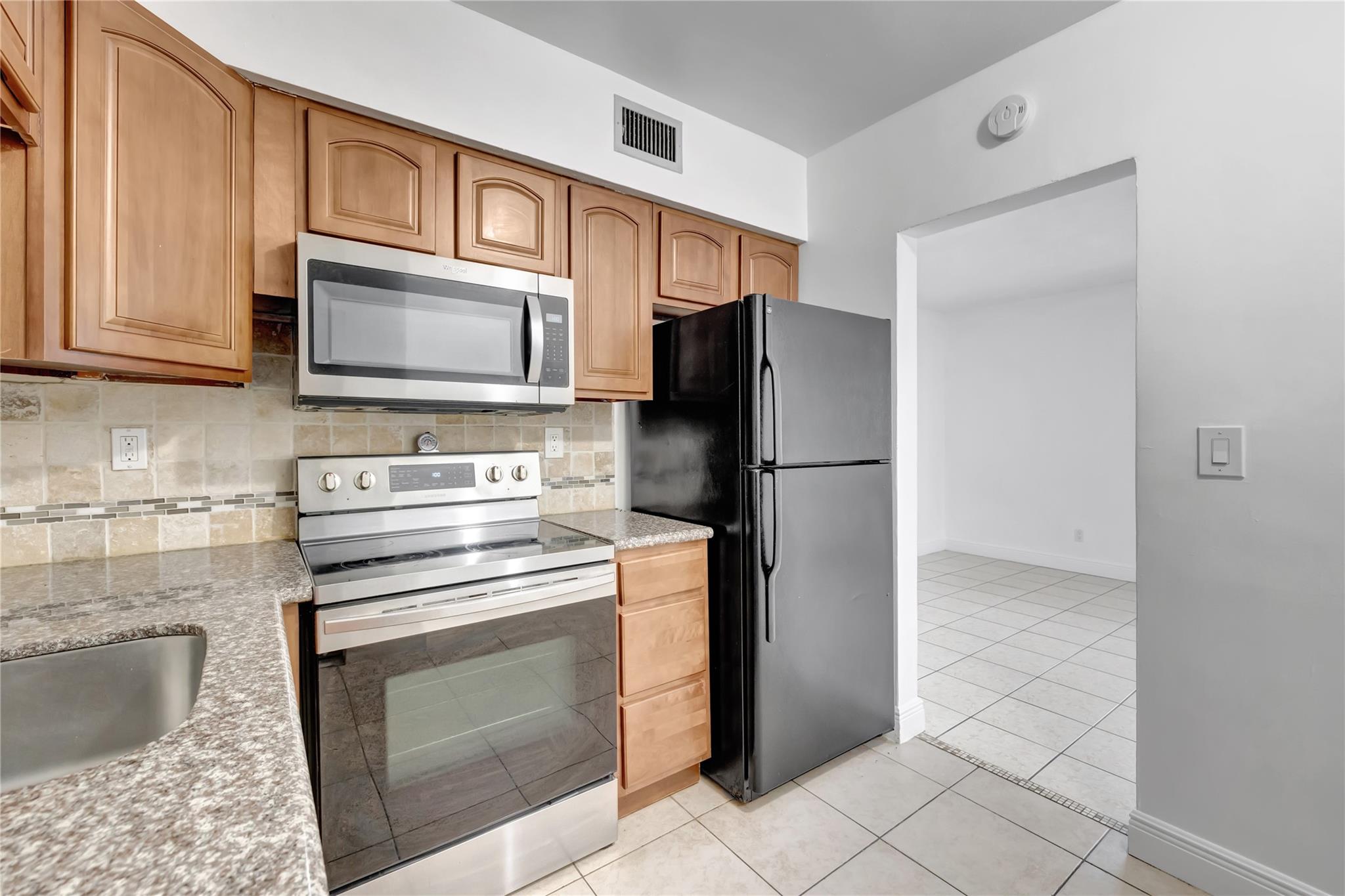 1916 SW 11th St 28