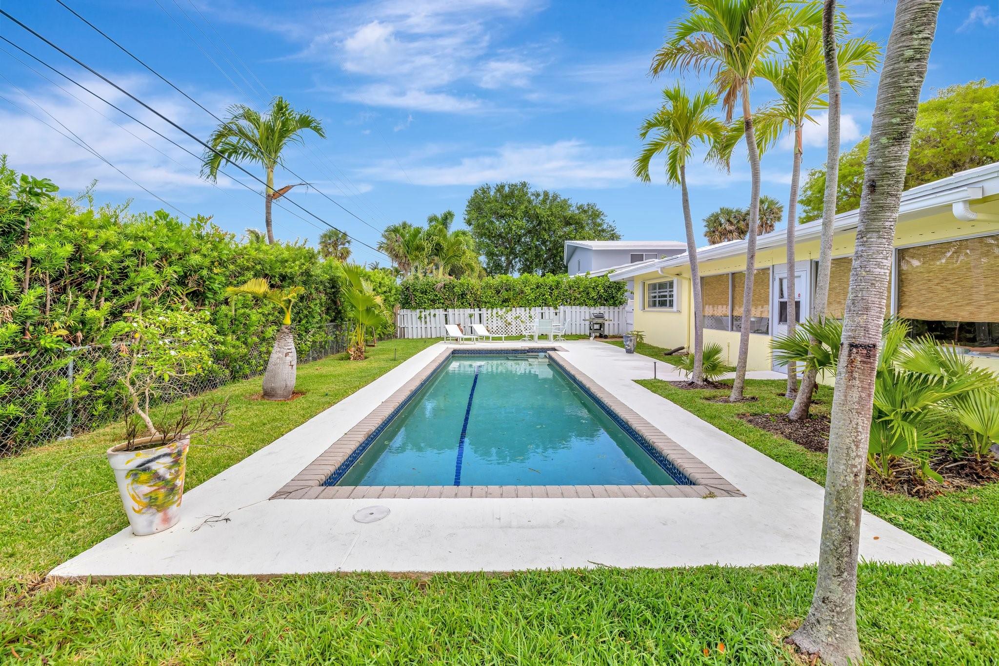259 Corsair Ave