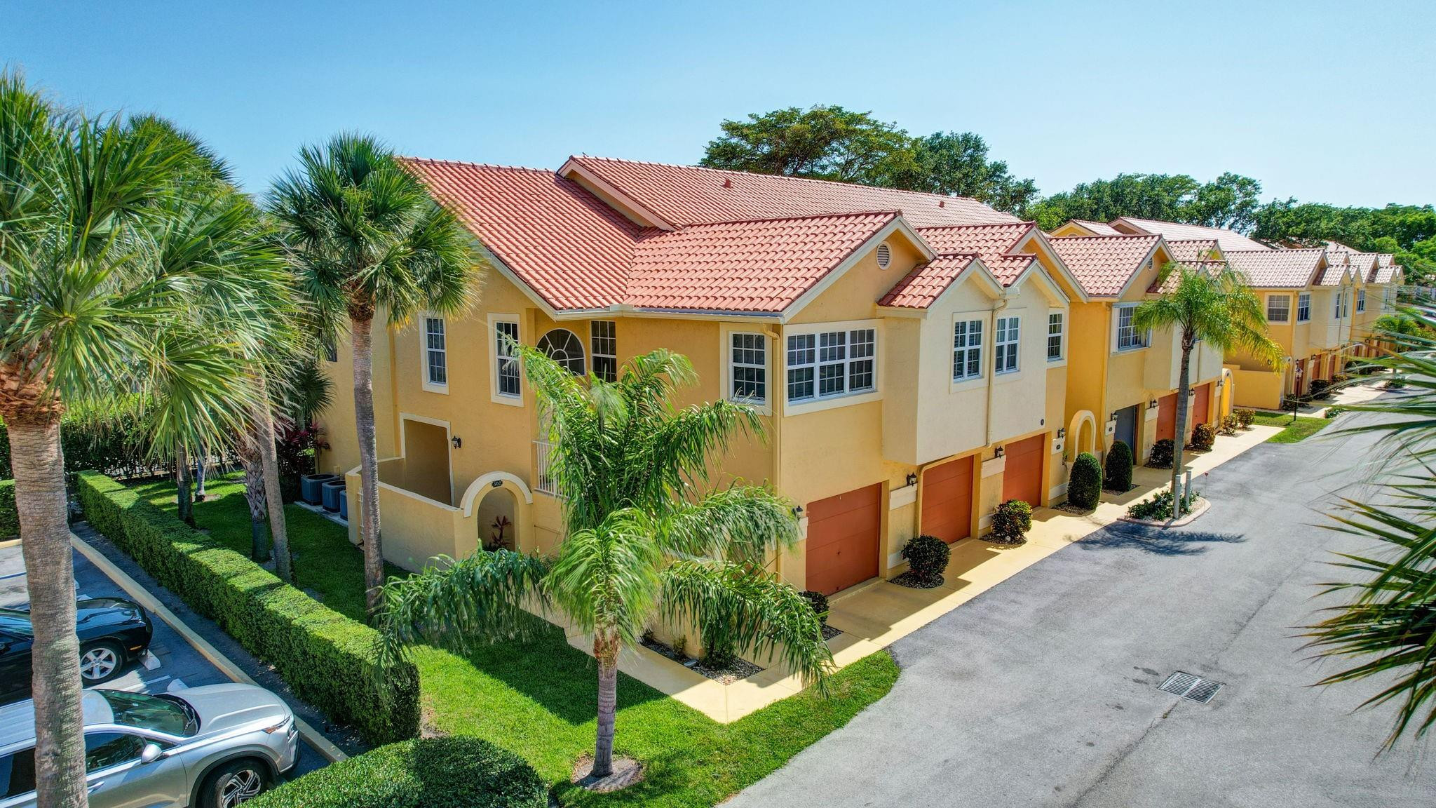 2121 S Ocean Blvd 302