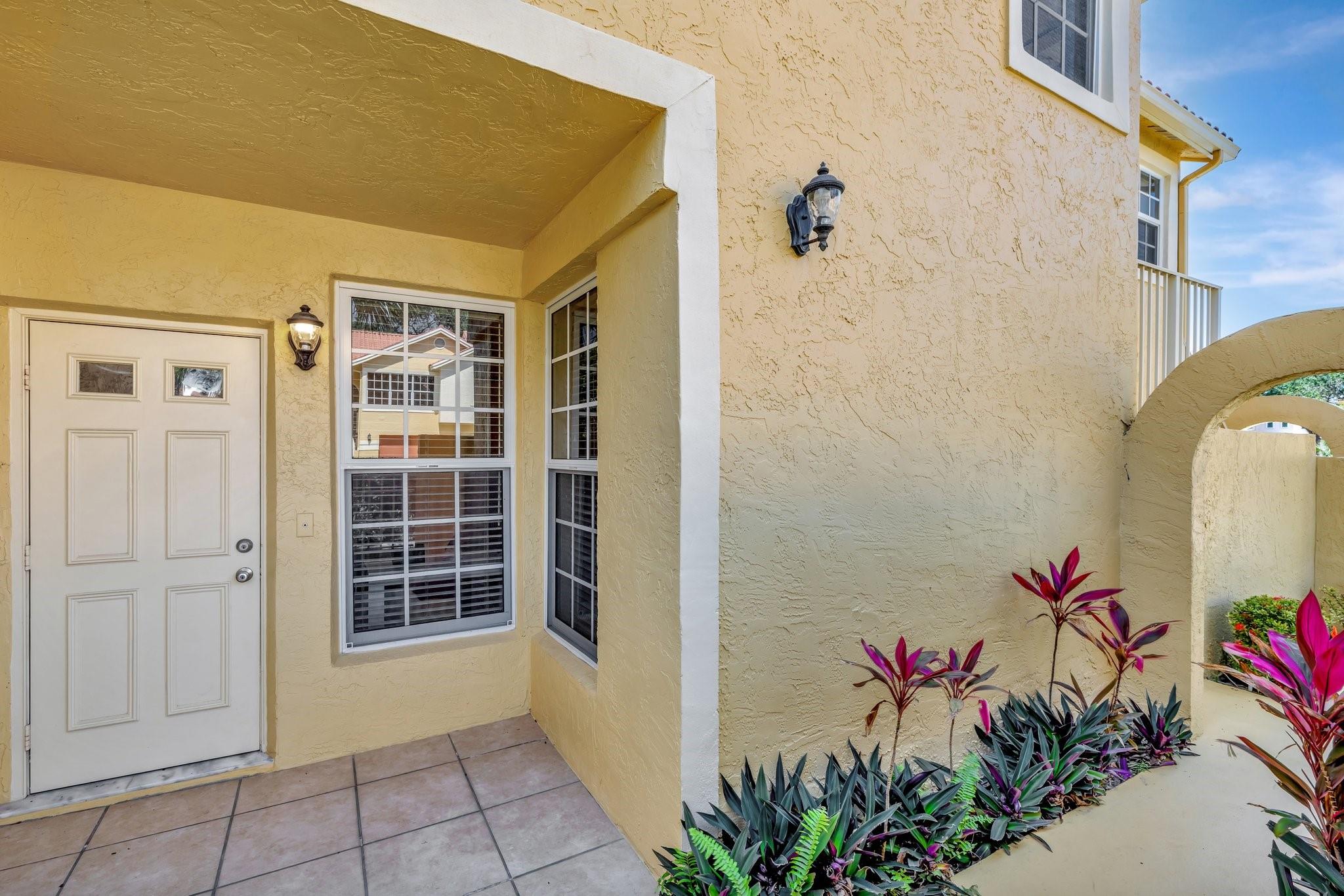 2121 S Ocean Blvd 302