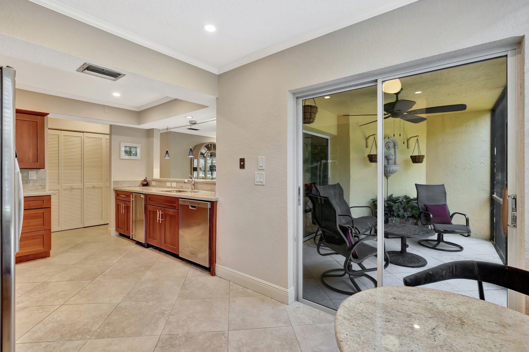 2121 S Ocean Blvd 302