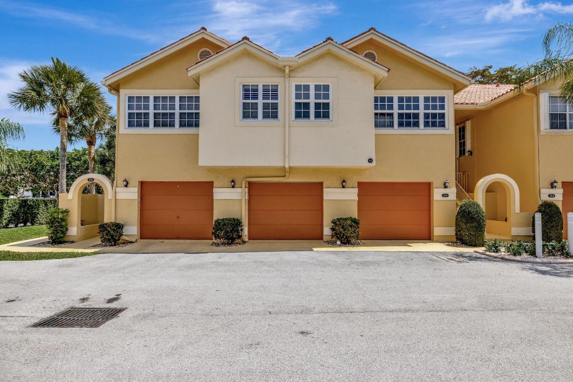 2121 S Ocean Blvd 302