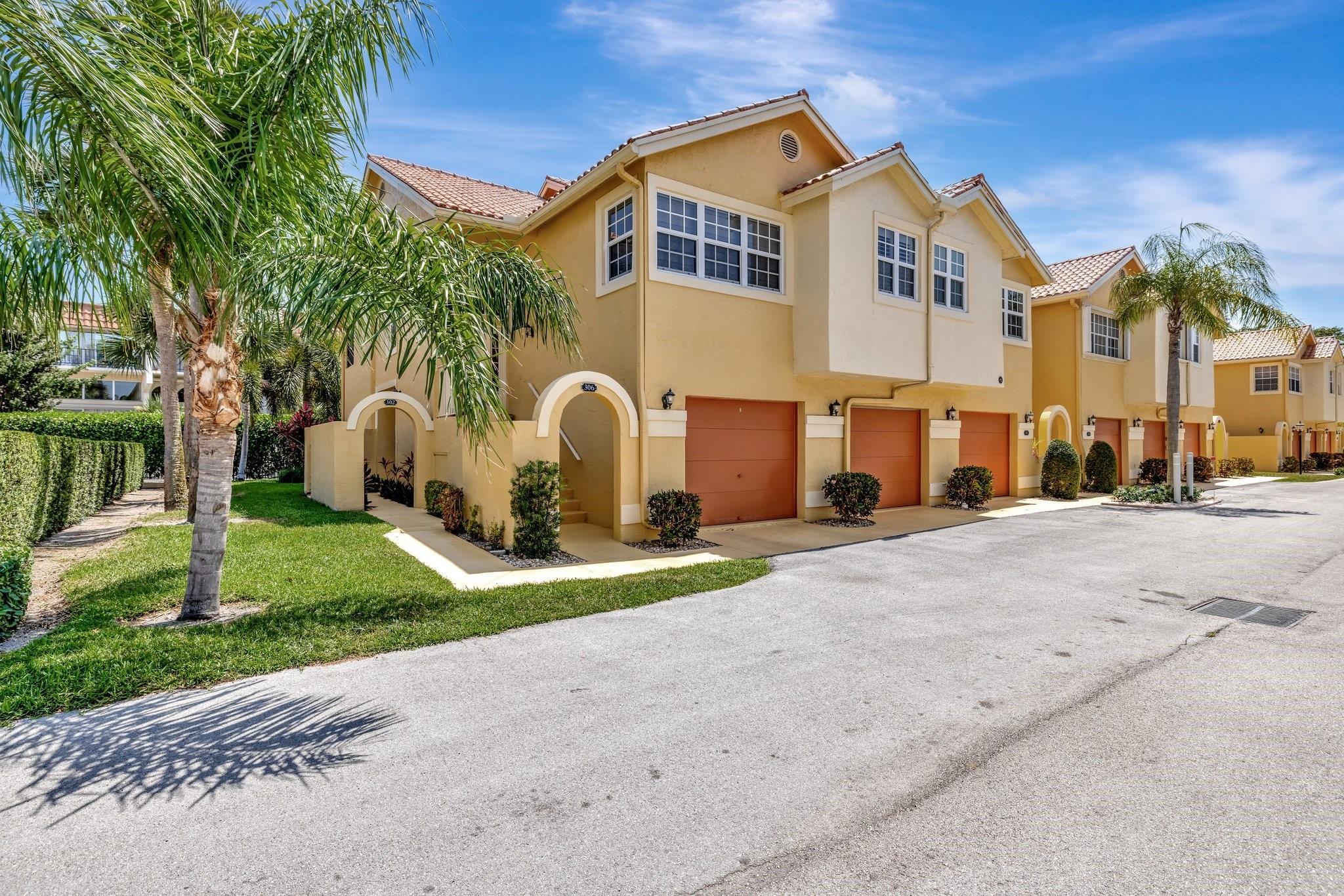 2121 S Ocean Blvd 302