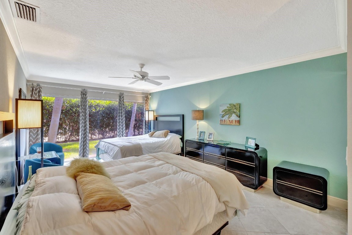 2121 S Ocean Blvd 302