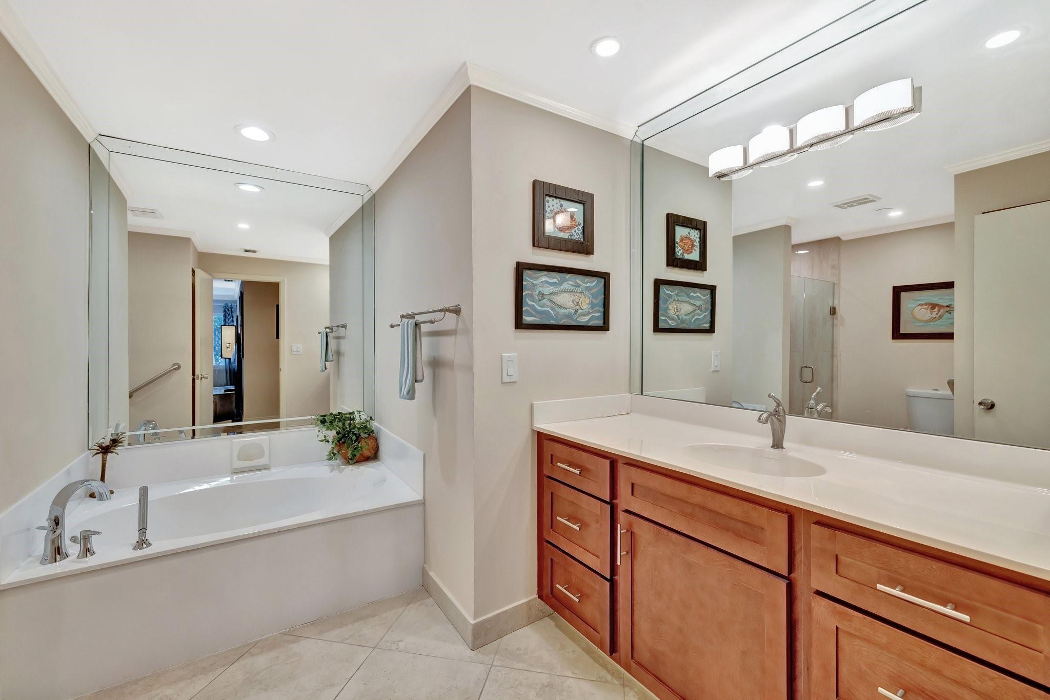 2121 S Ocean Blvd 302