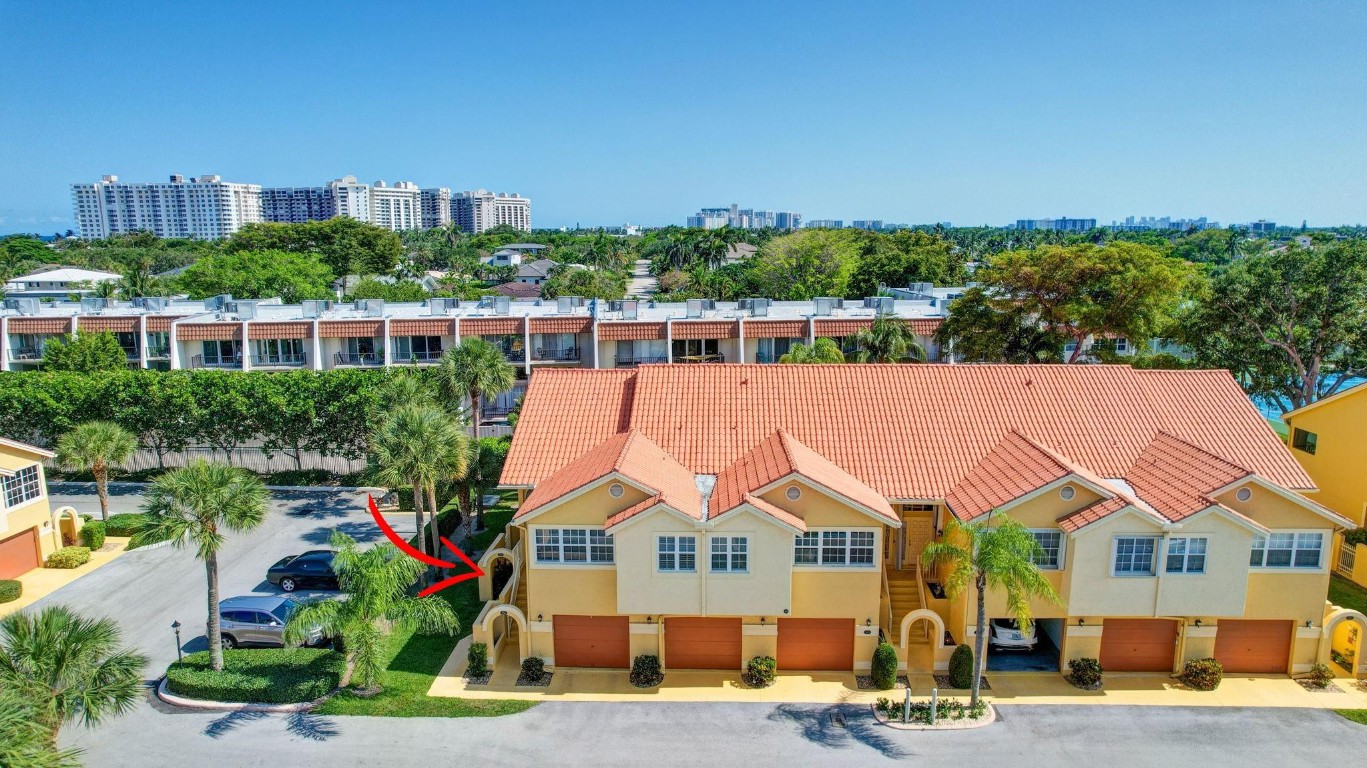 2121 S Ocean Blvd 302