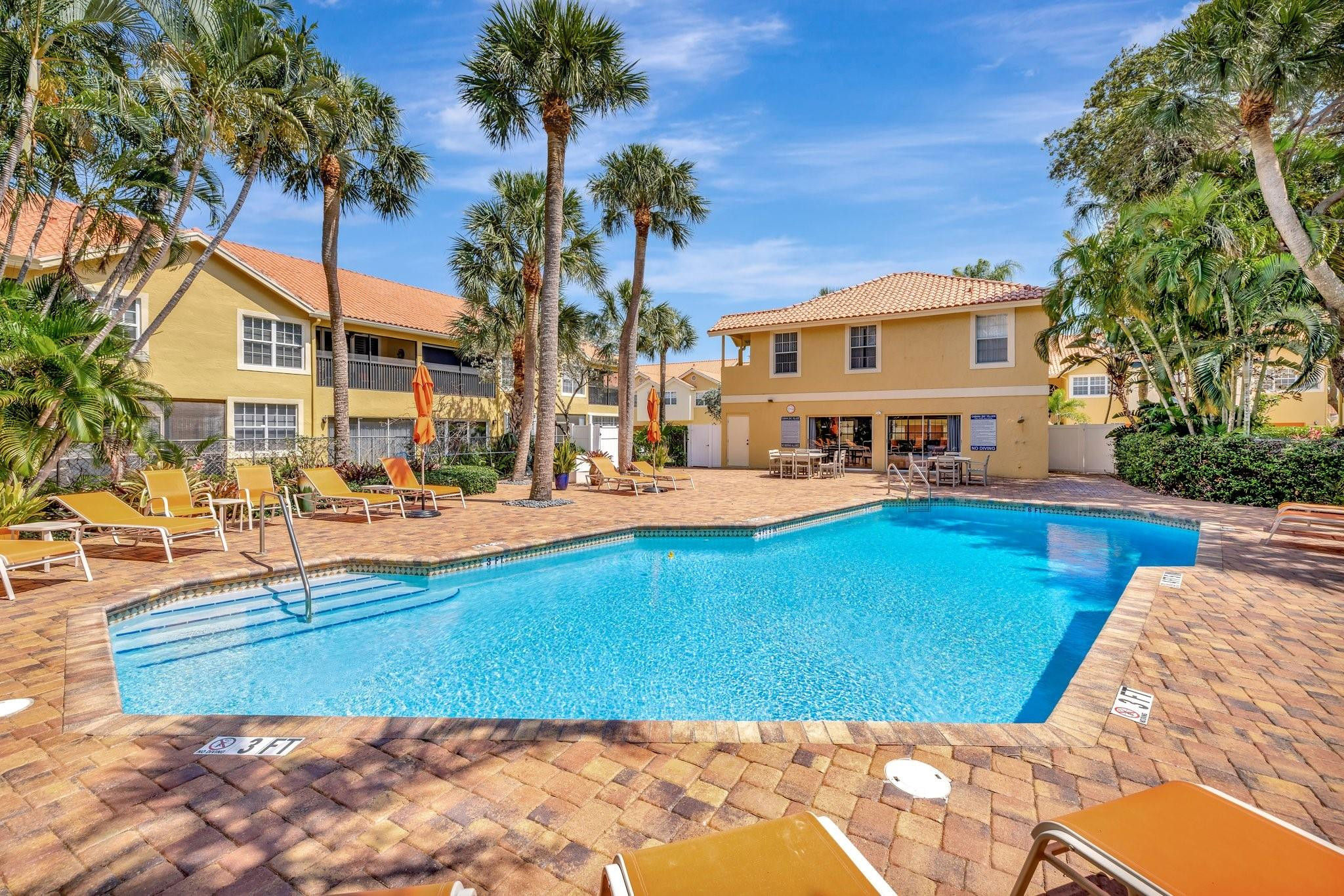 2121 S Ocean Blvd 302