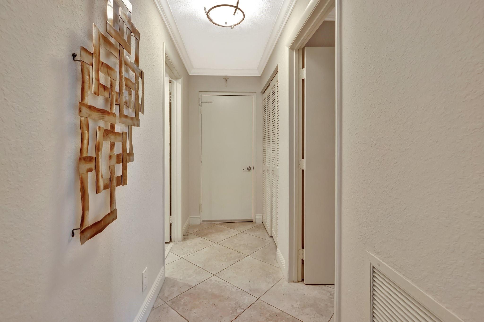 2121 S Ocean Blvd 302