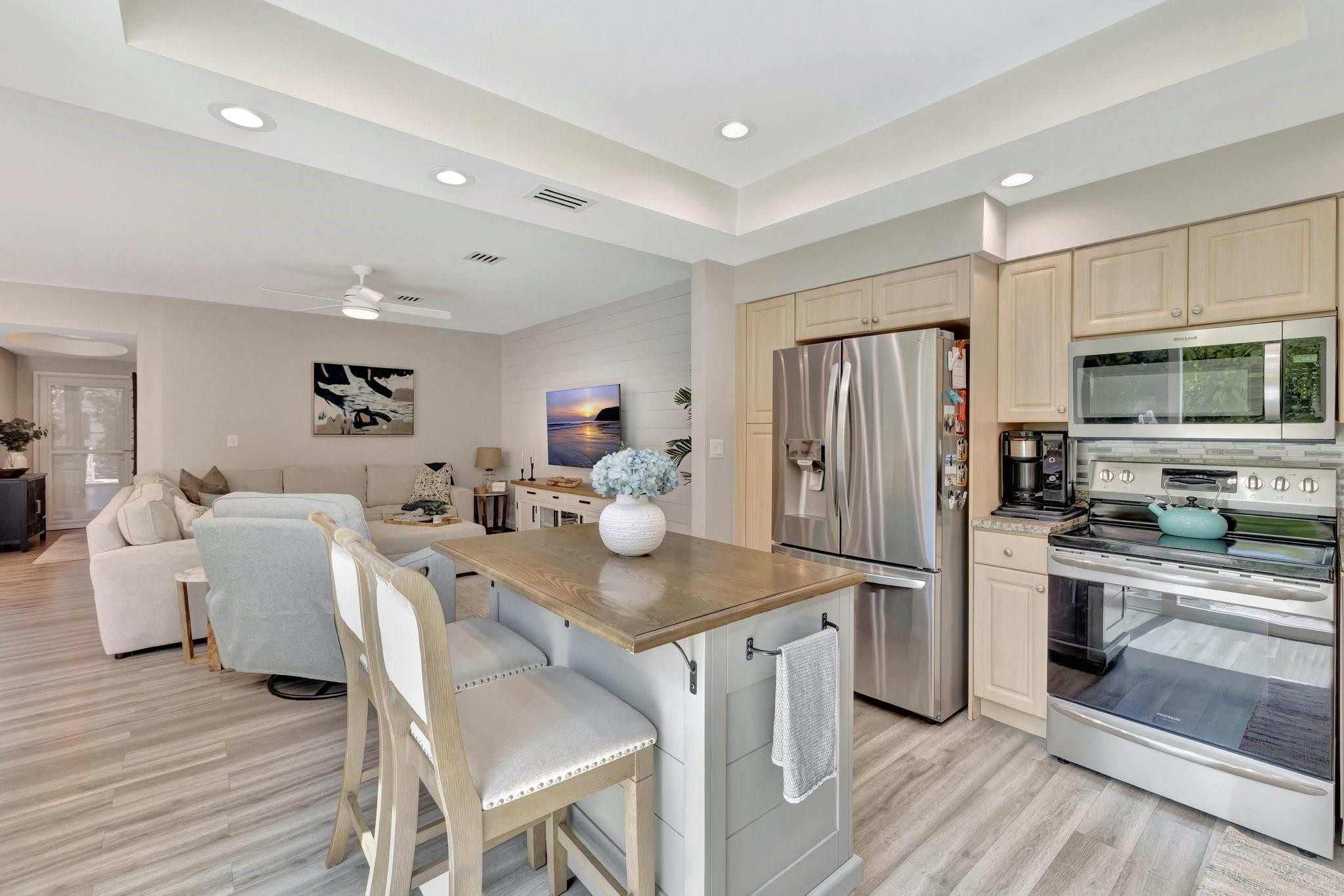 1717 S Ocean Blvd 4