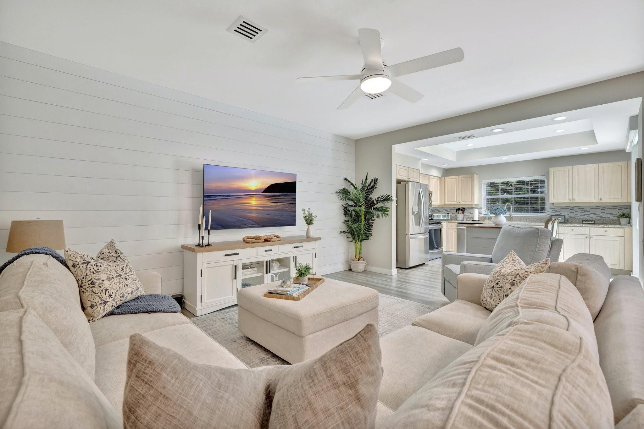 1717 S Ocean Blvd 4