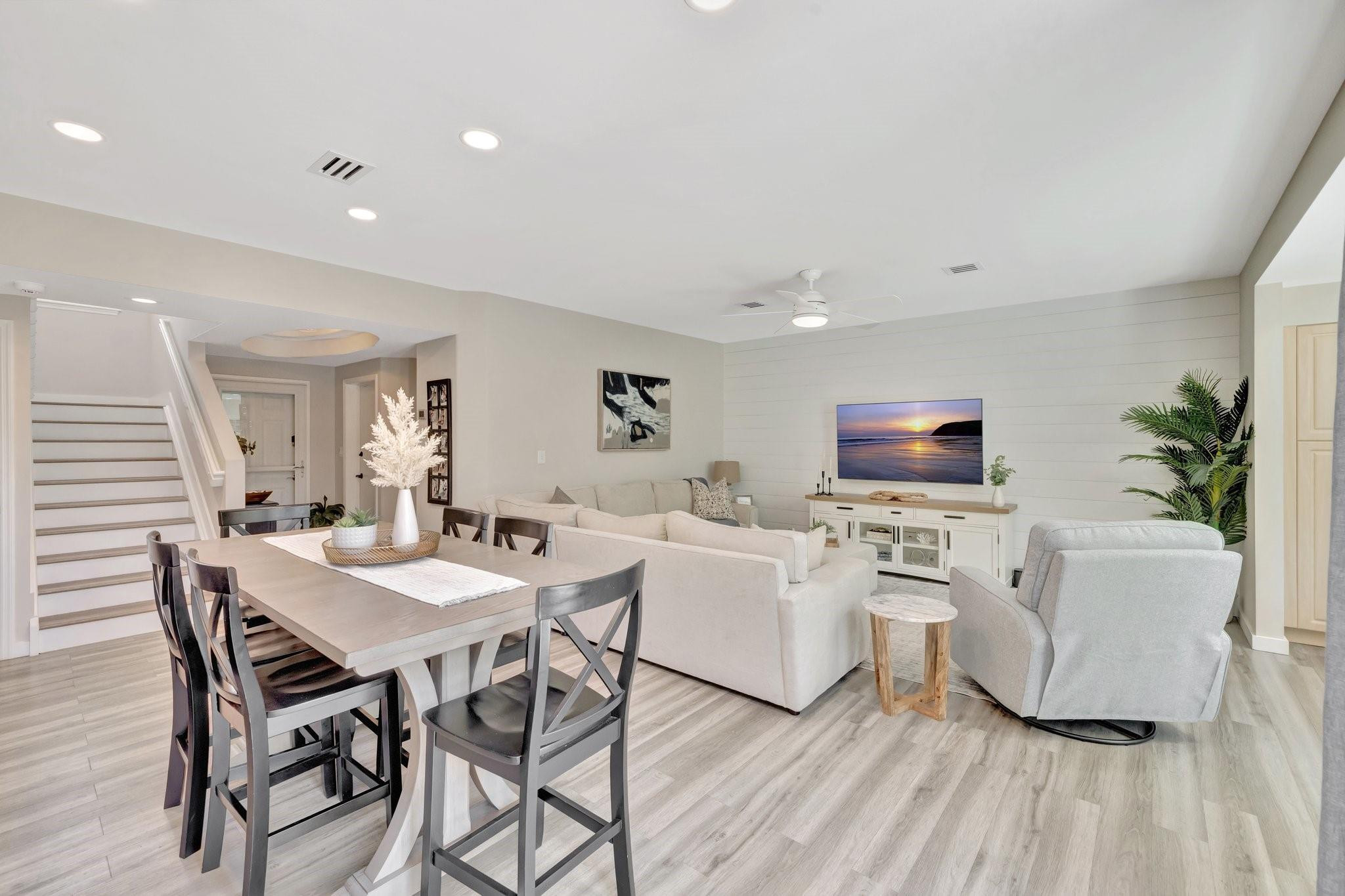 1717 S Ocean Blvd 4