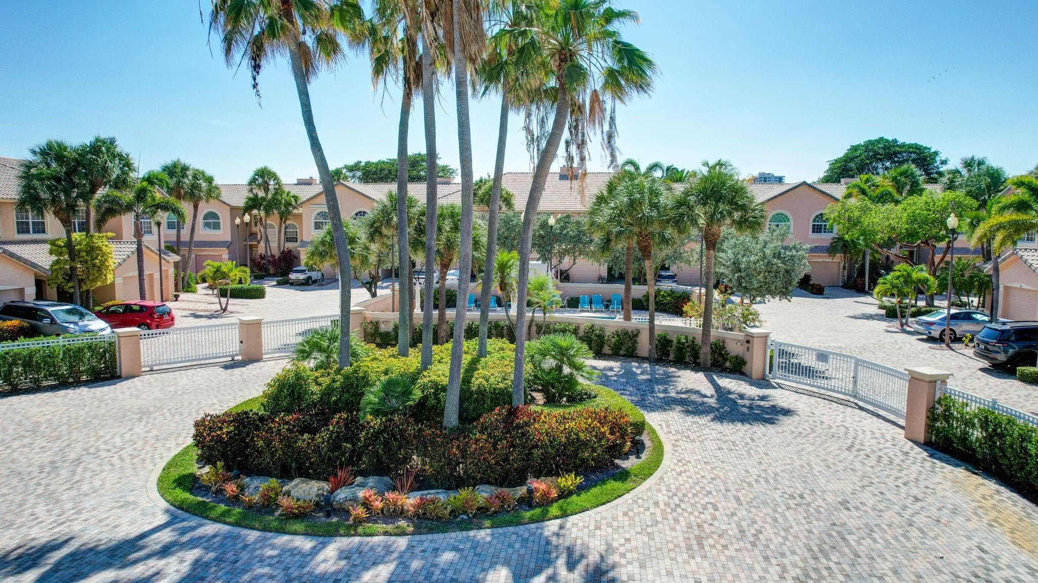 1717 S Ocean Blvd 4