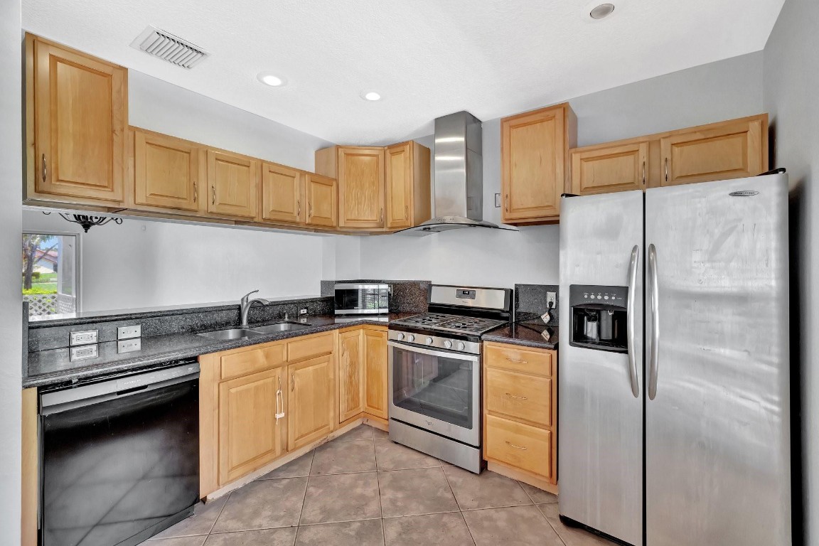 10880 Sea Hibiscus Ln 10880