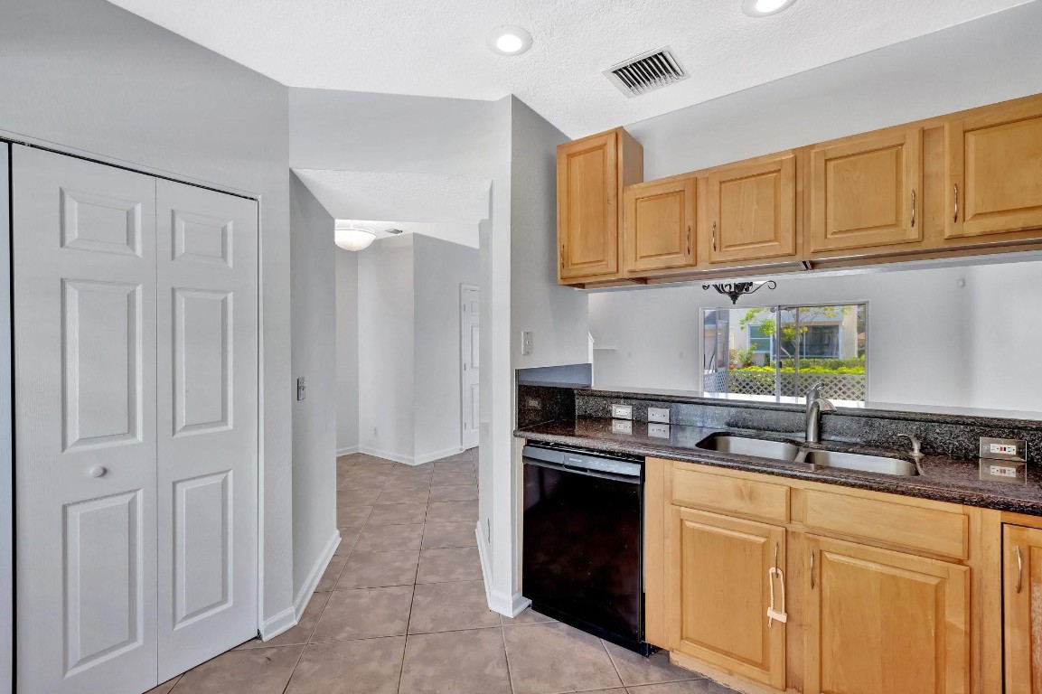 10880 Sea Hibiscus Ln 10880