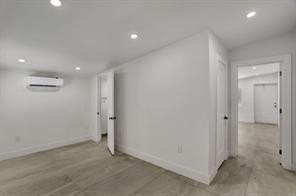 940 SW 30th St B
