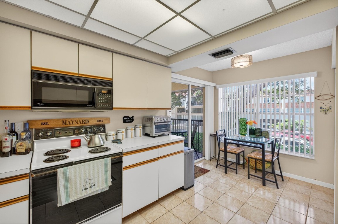 2121 S Ocean Blvd 506