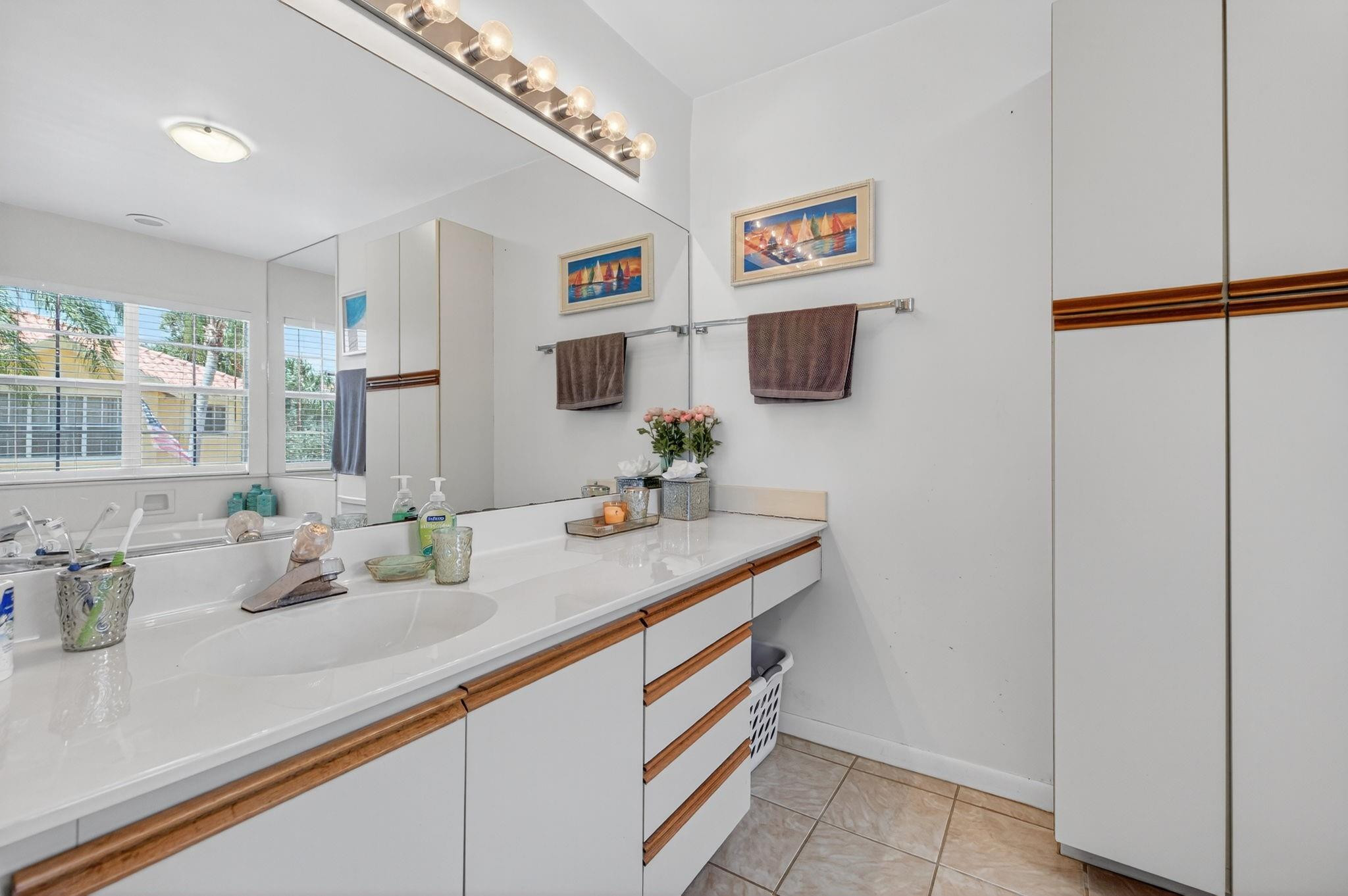 2121 S Ocean Blvd 506