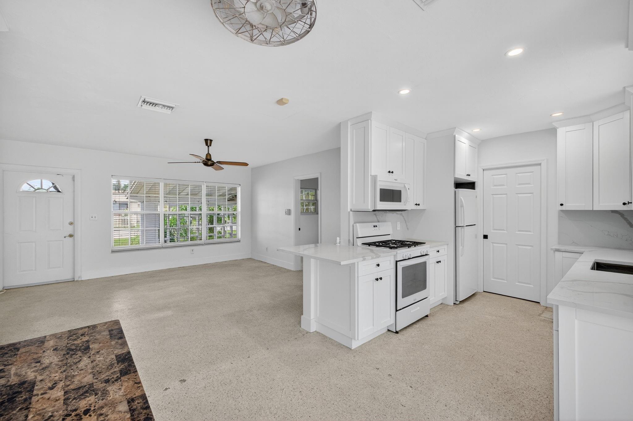 3131 SW 20th Ct