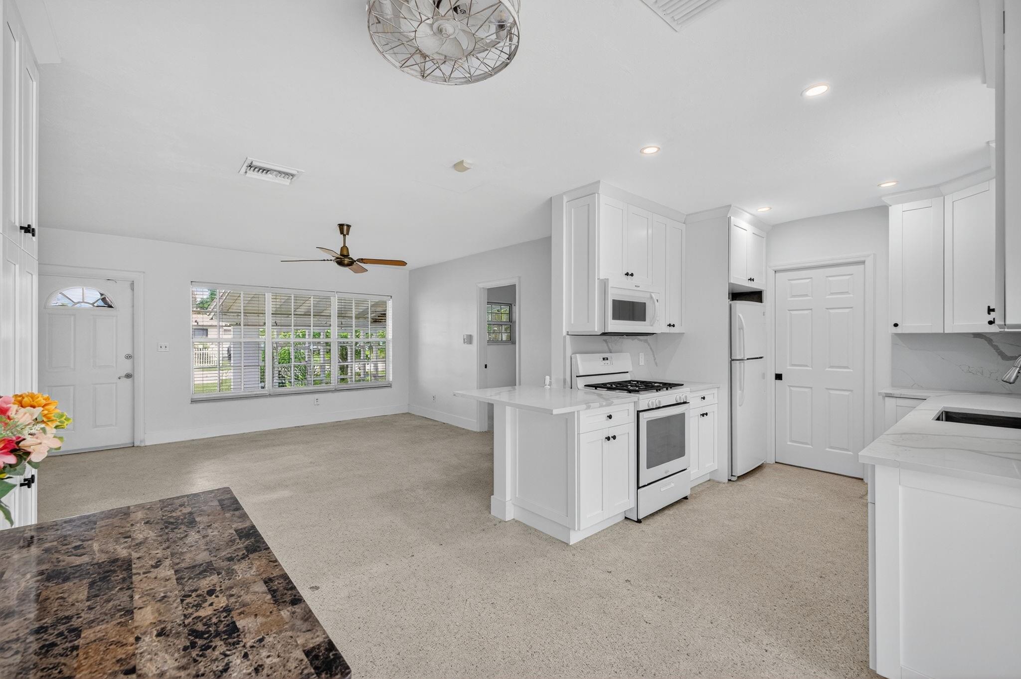 3131 SW 20th Ct
