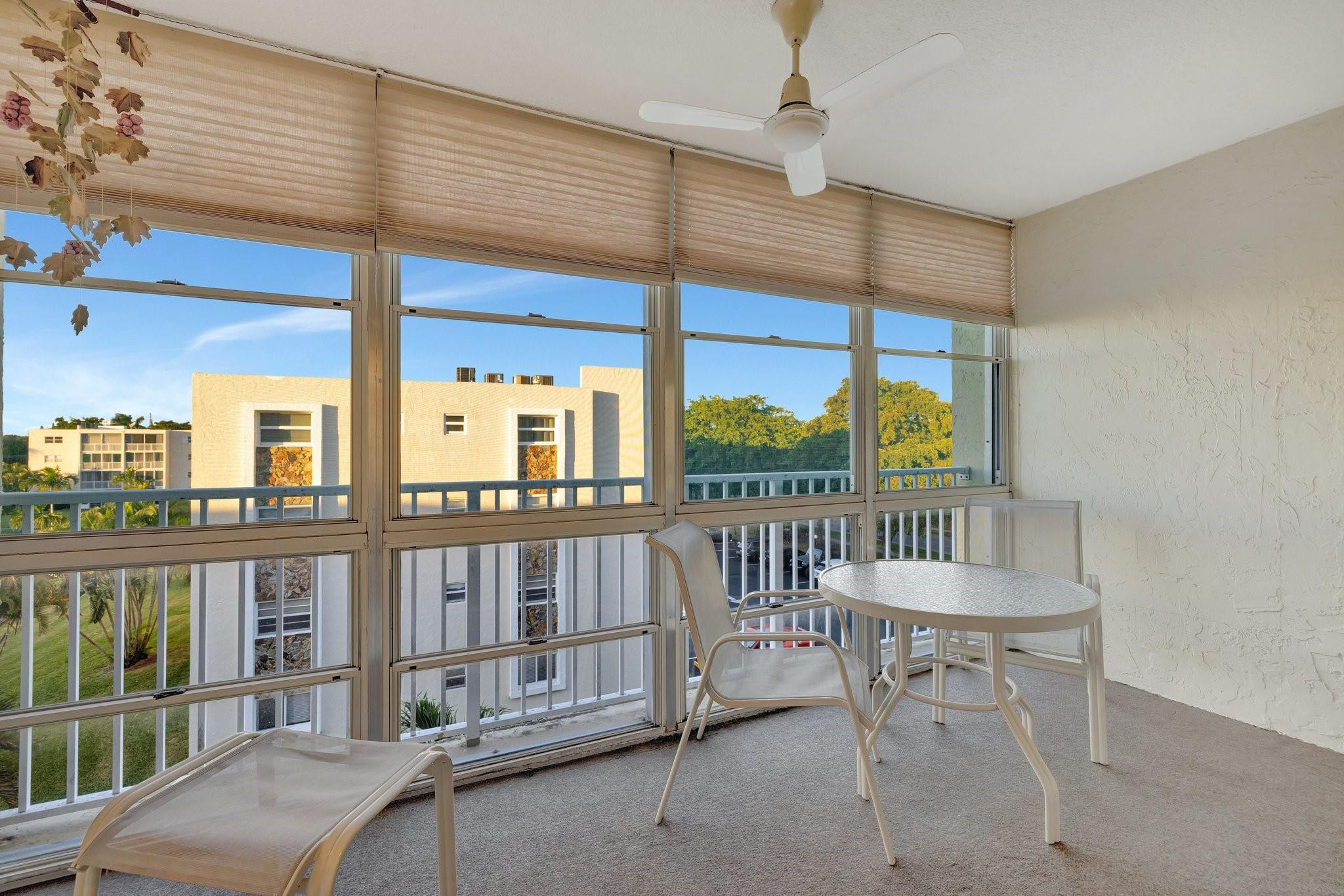 205 SE 11th Ter 405