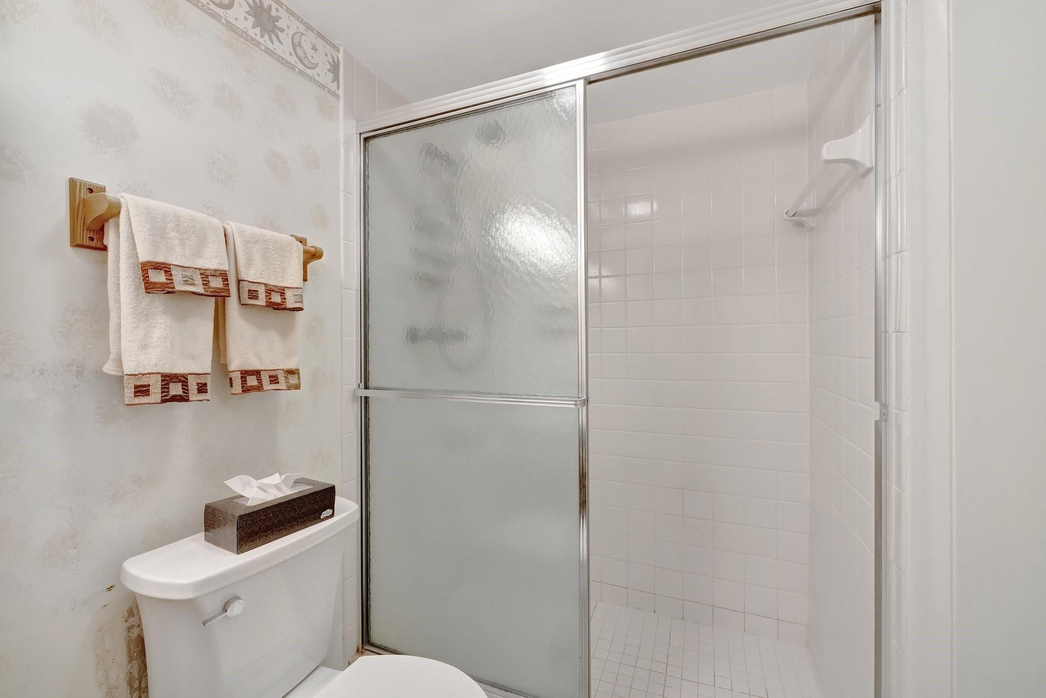 205 SE 11th Ter 405