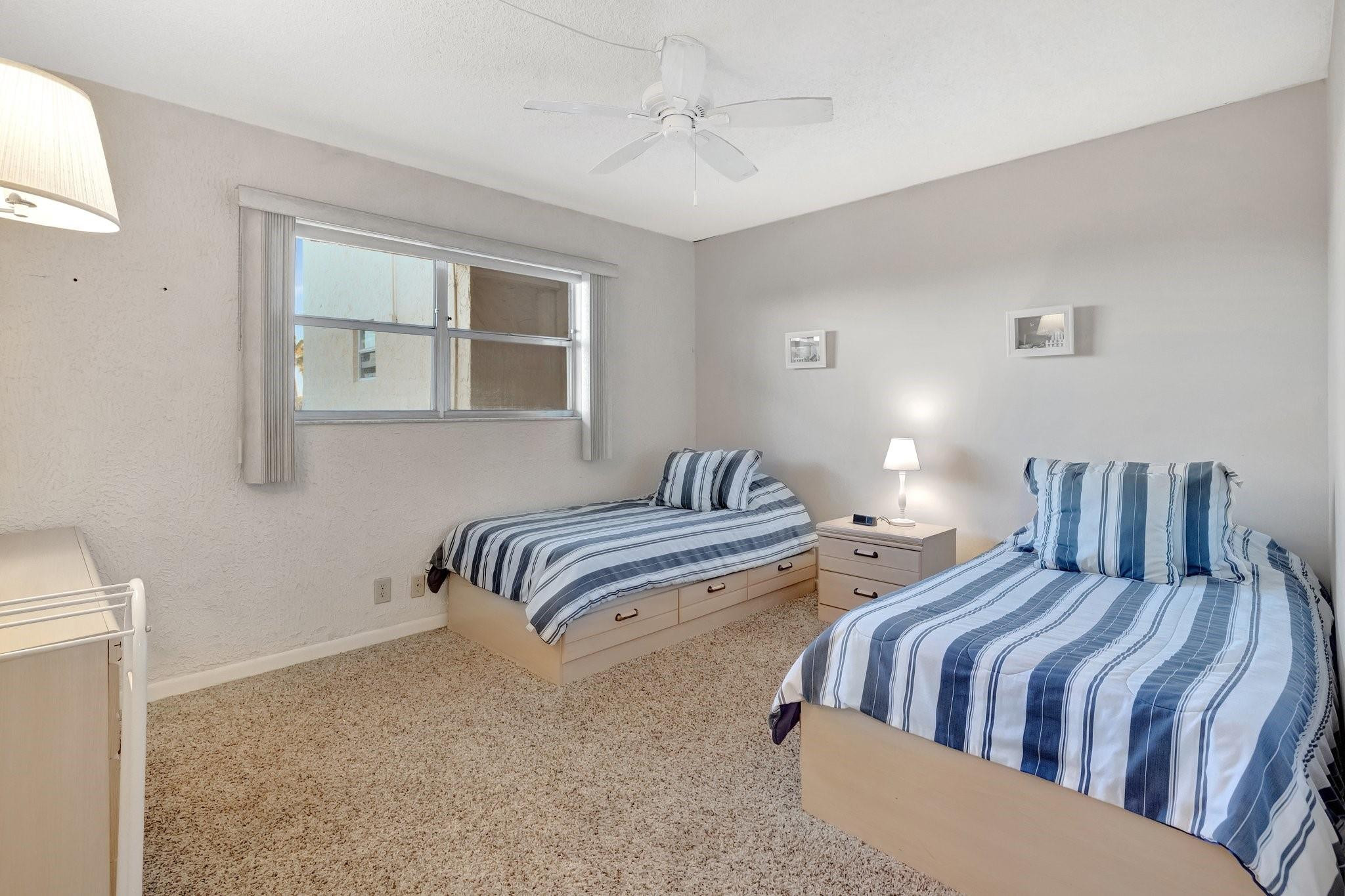 205 SE 11th Ter 405