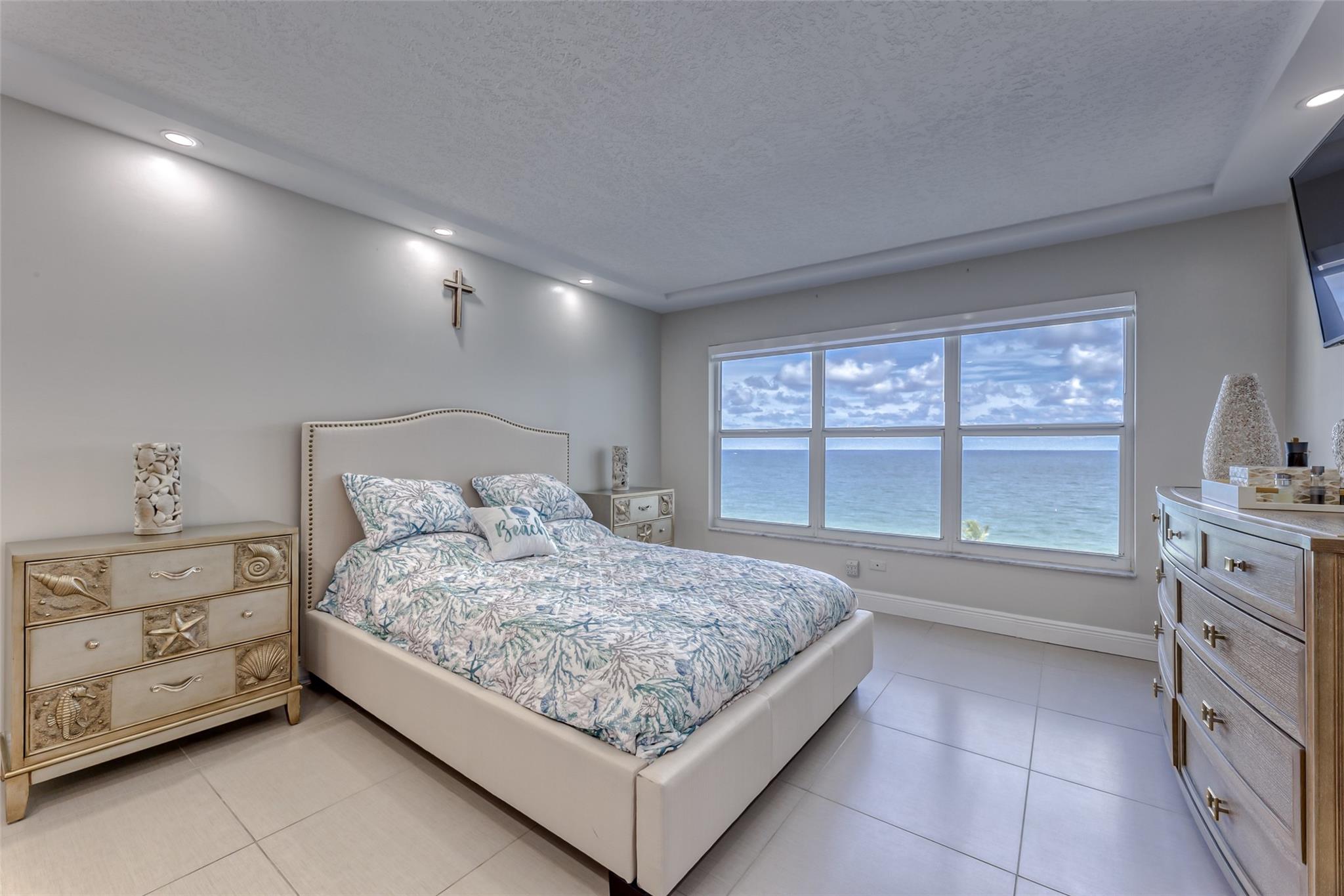 3900 Galt Ocean Dr 712