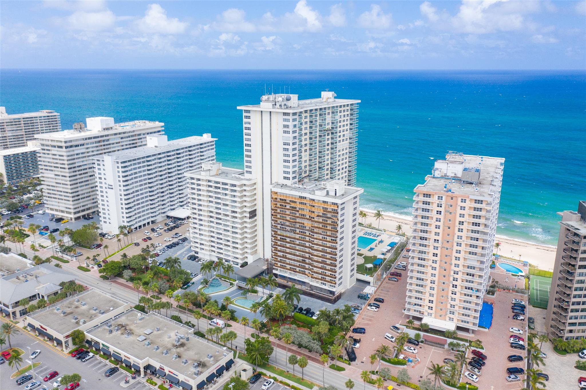 3900 Galt Ocean Dr 712