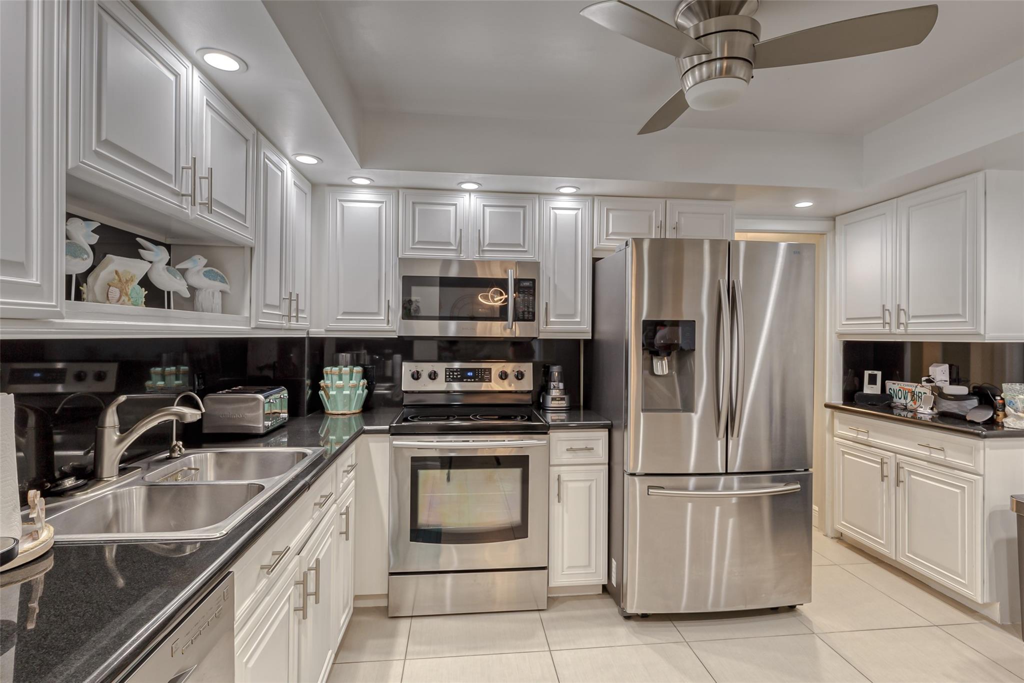 3900 Galt Ocean Dr 712