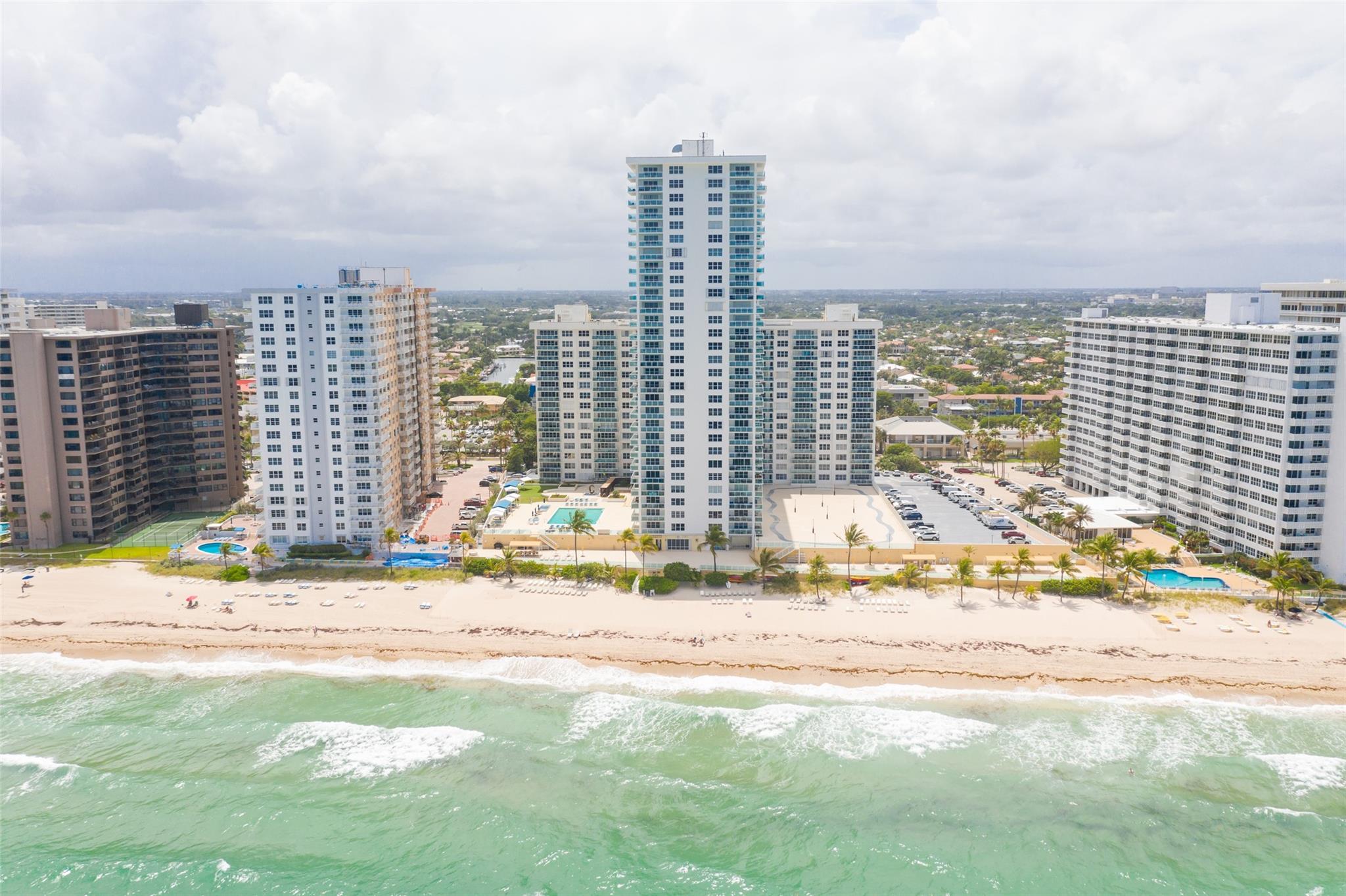 3900 Galt Ocean Dr 712