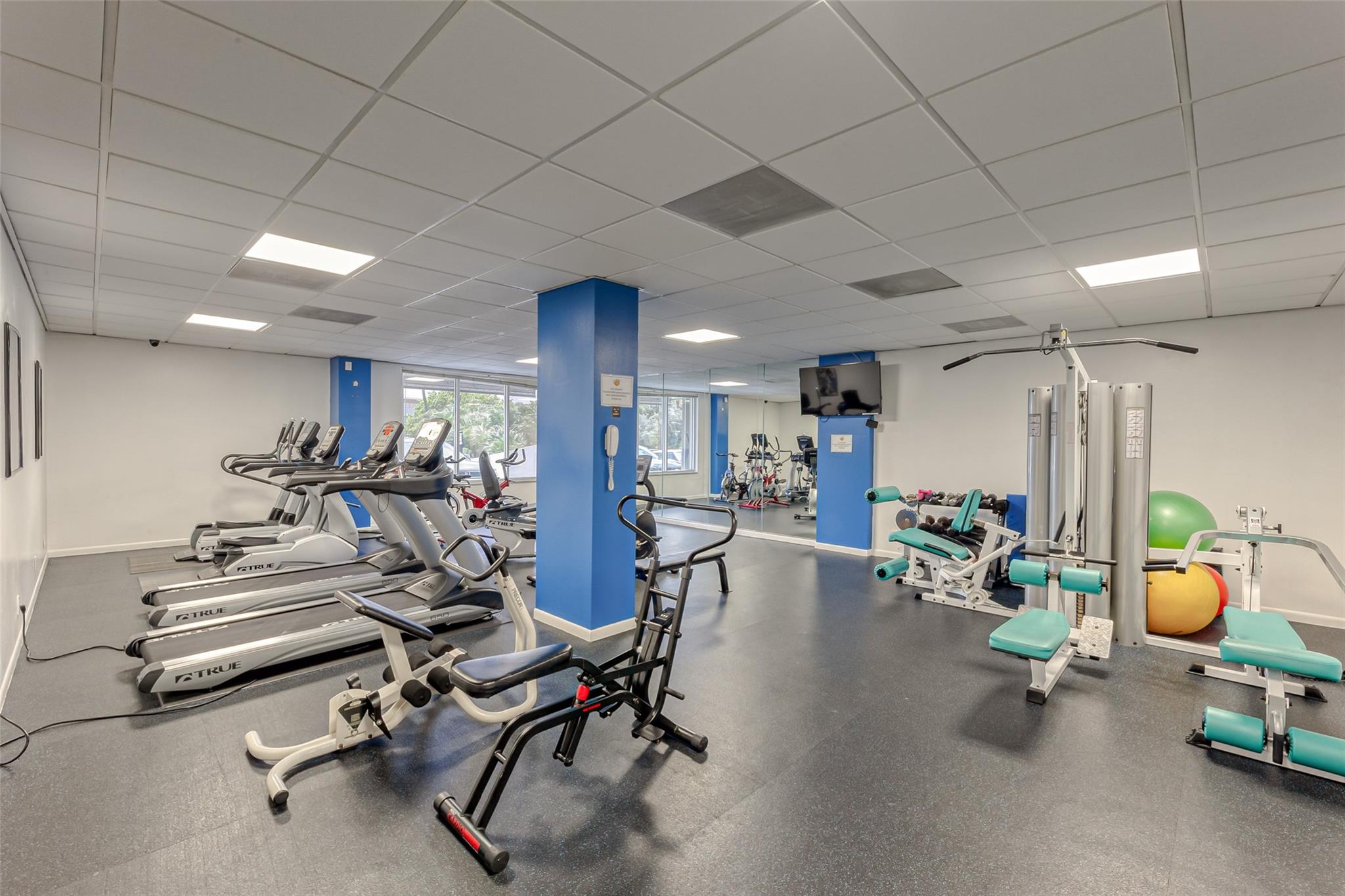 3900 Galt Ocean Dr 712