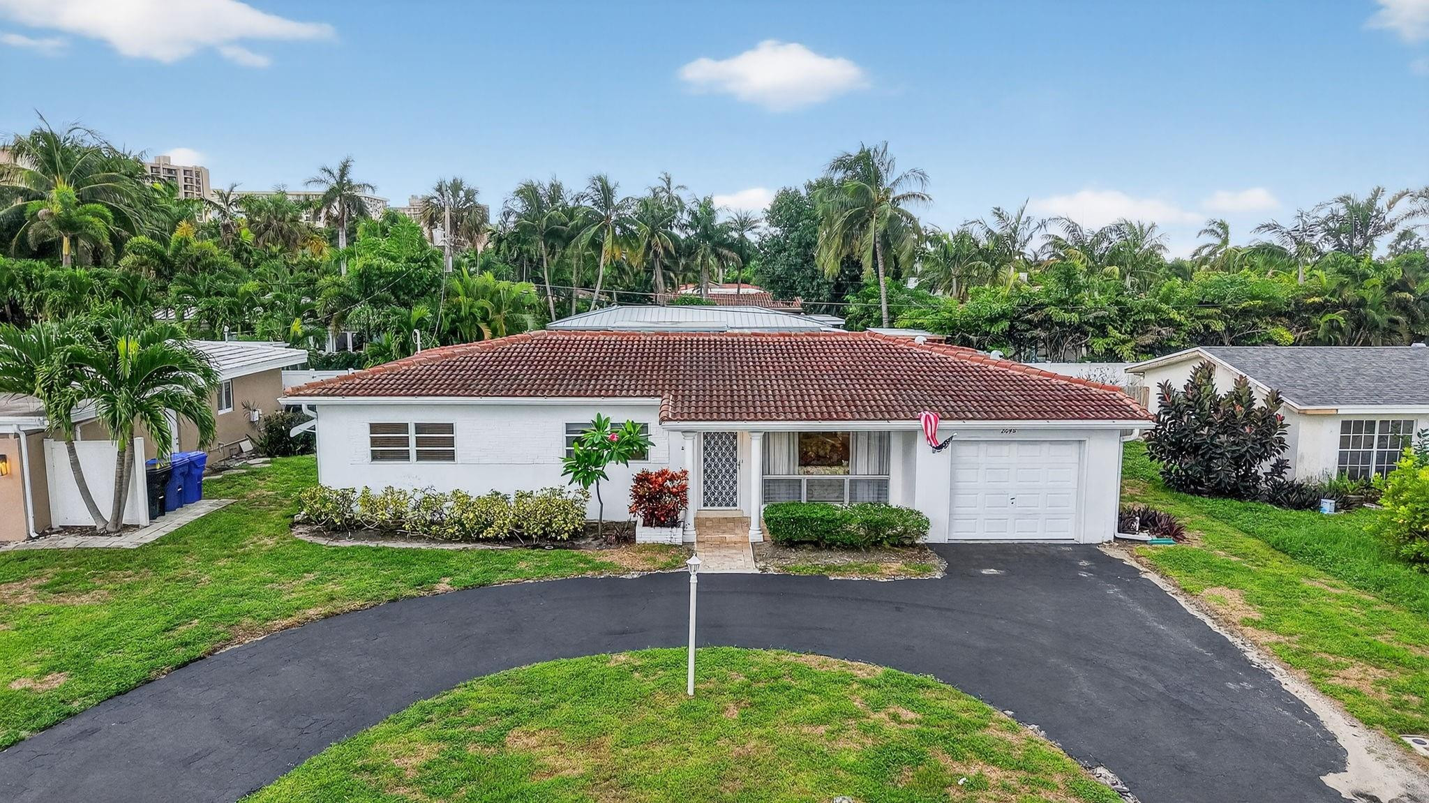 2048 Coco Palm Pl