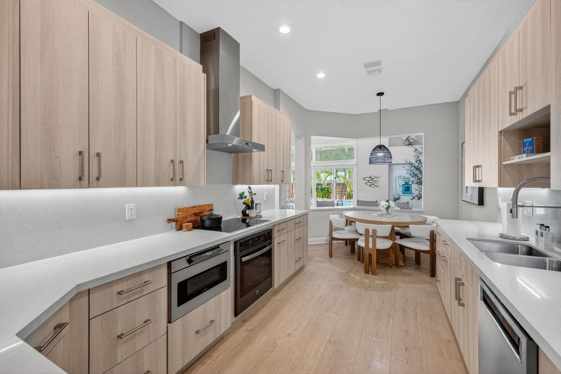 4632 Seagrape Dr 4632