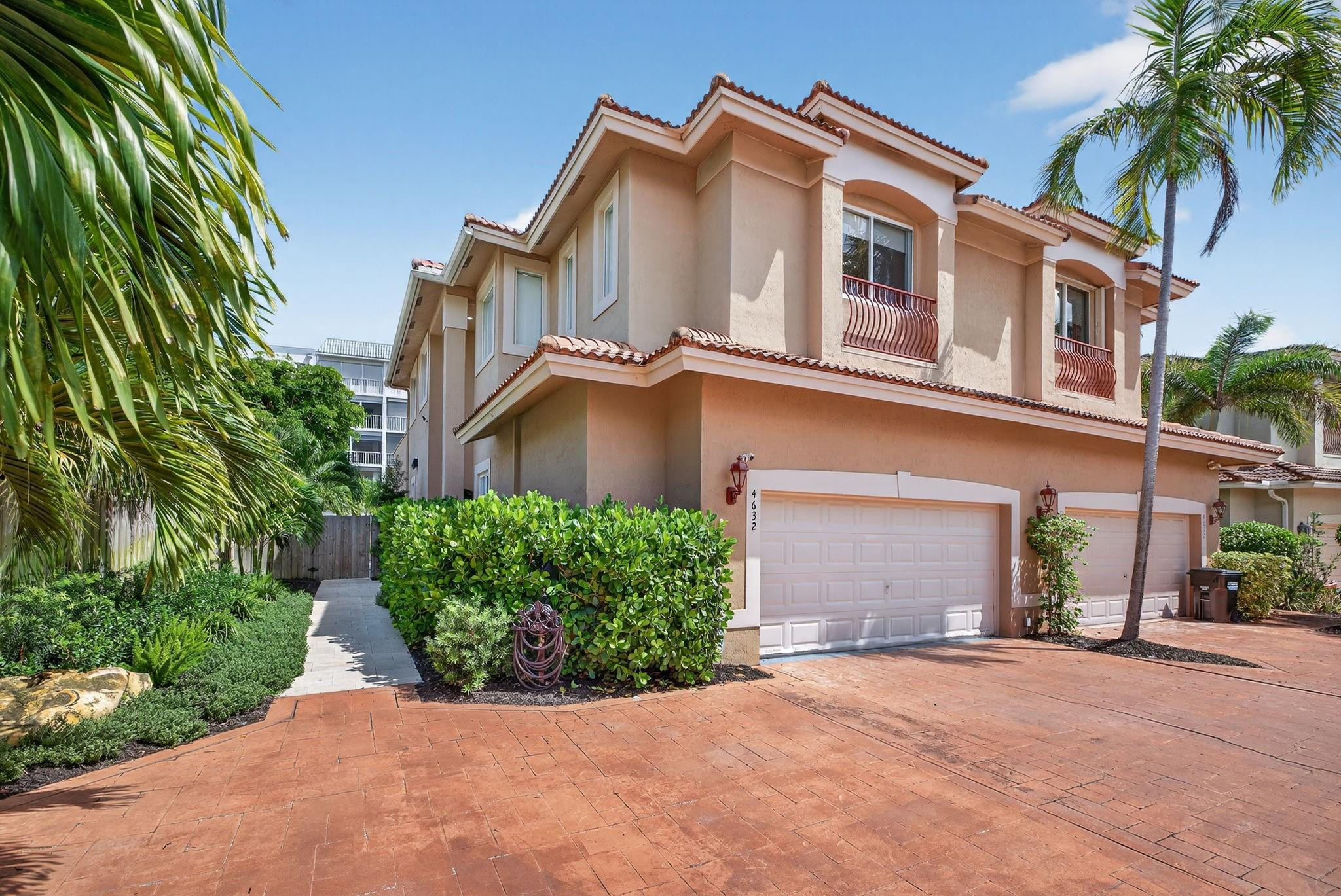 4632 Seagrape Dr 4632