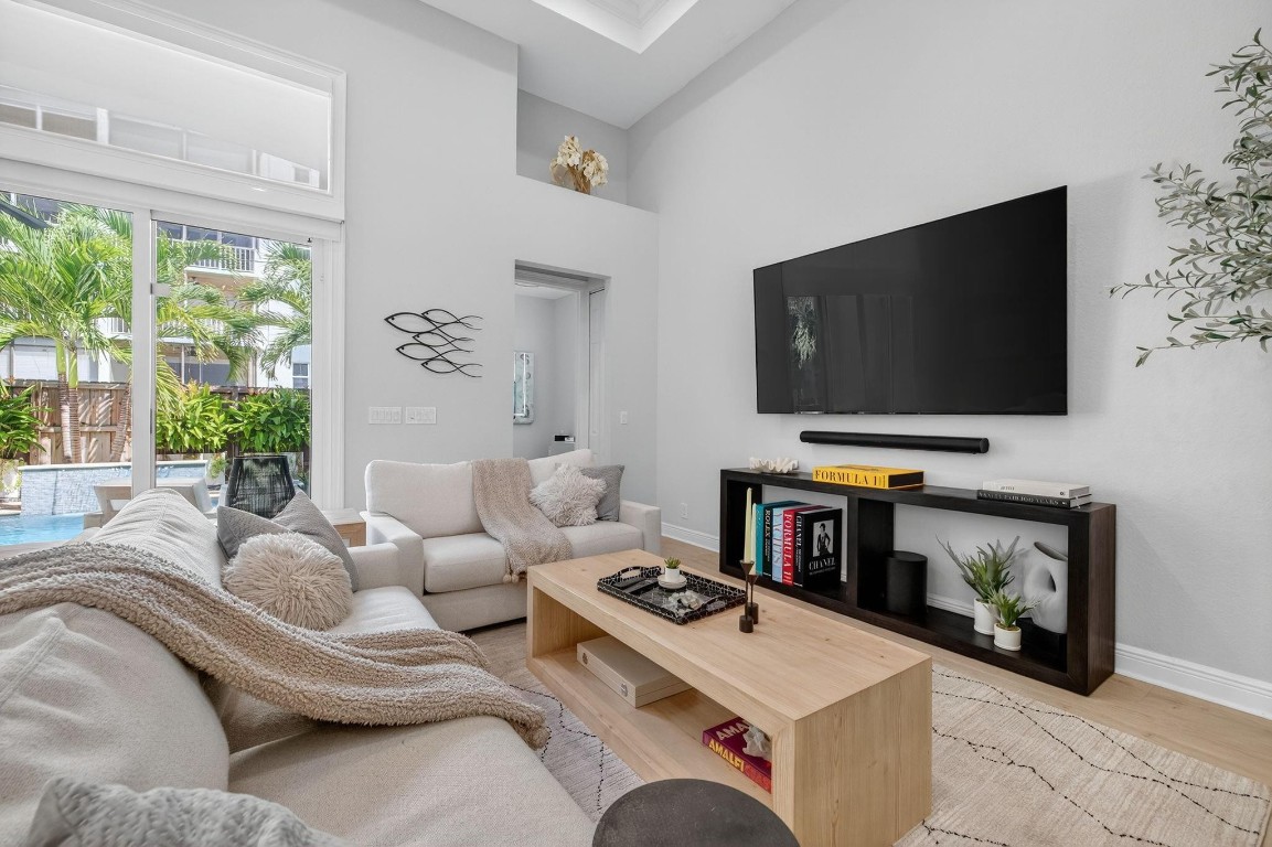 4632 Seagrape Dr 4632