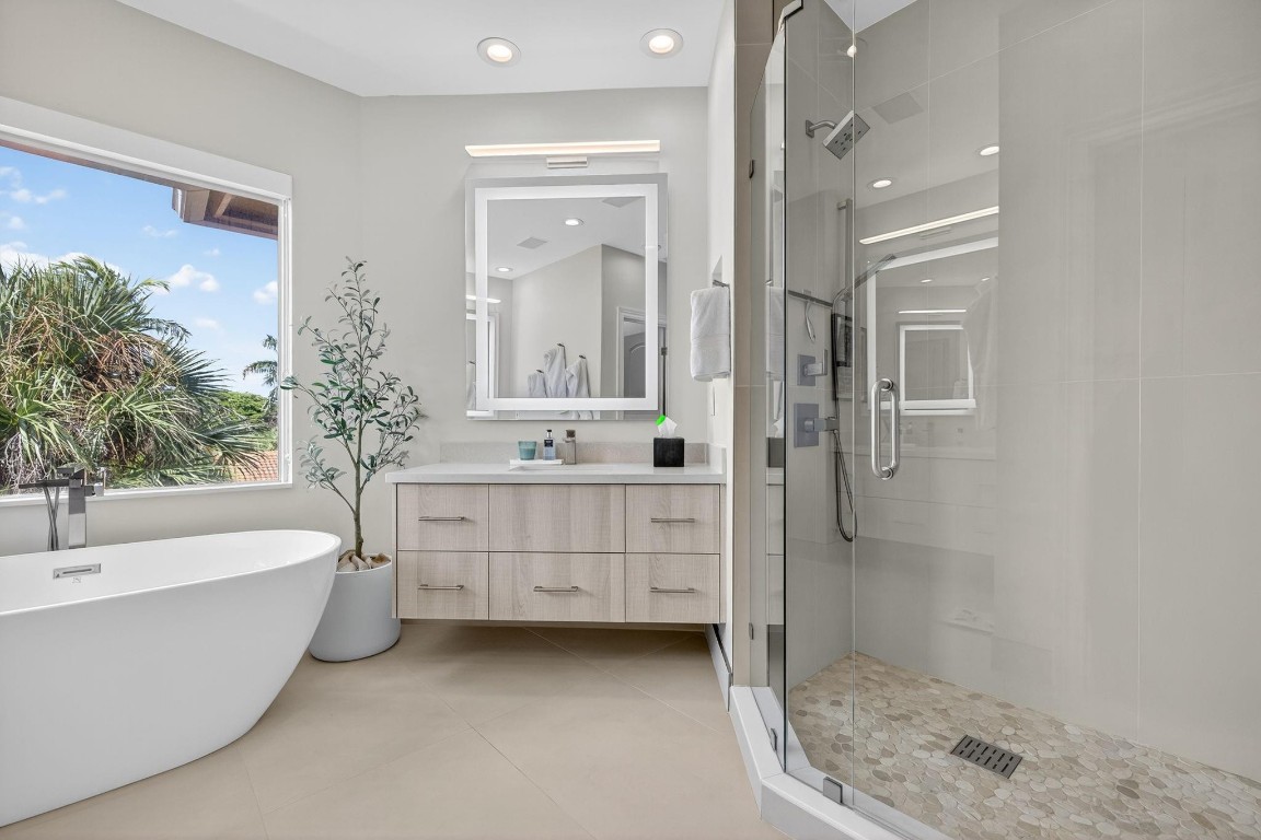 4632 Seagrape Dr 4632