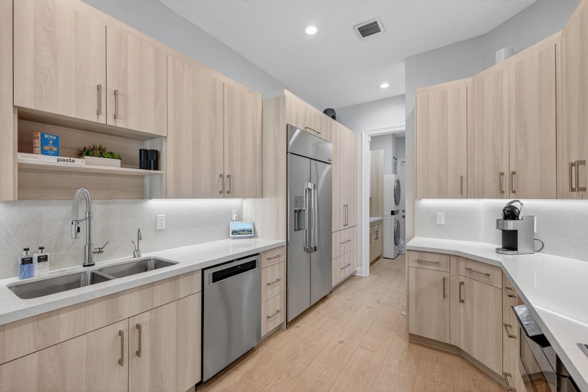 4632 Seagrape Dr 4632