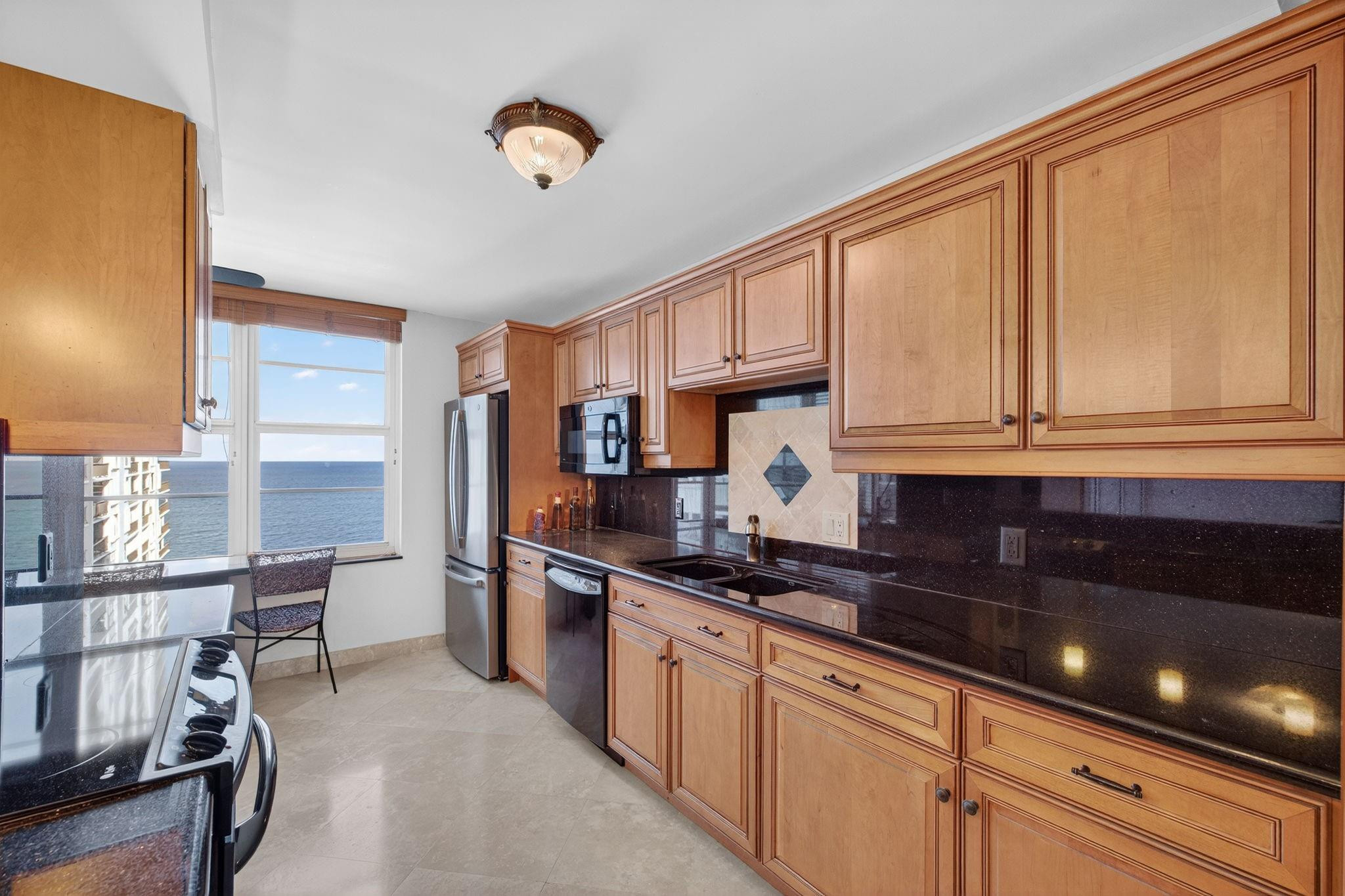 4280 Galt Ocean Dr 14D