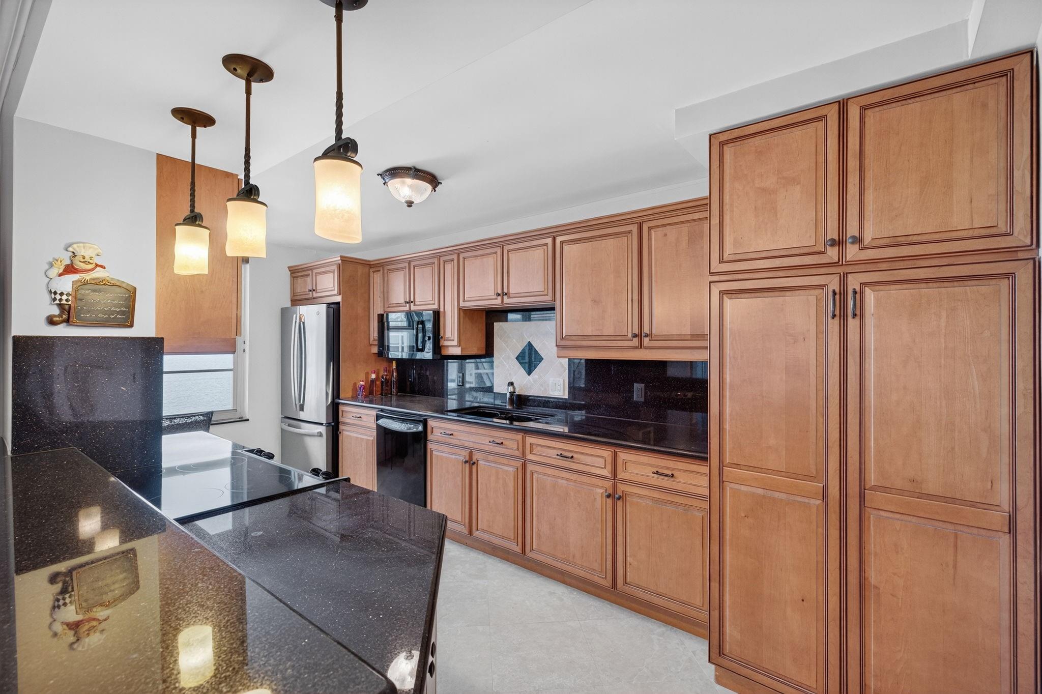 4280 Galt Ocean Dr 14D