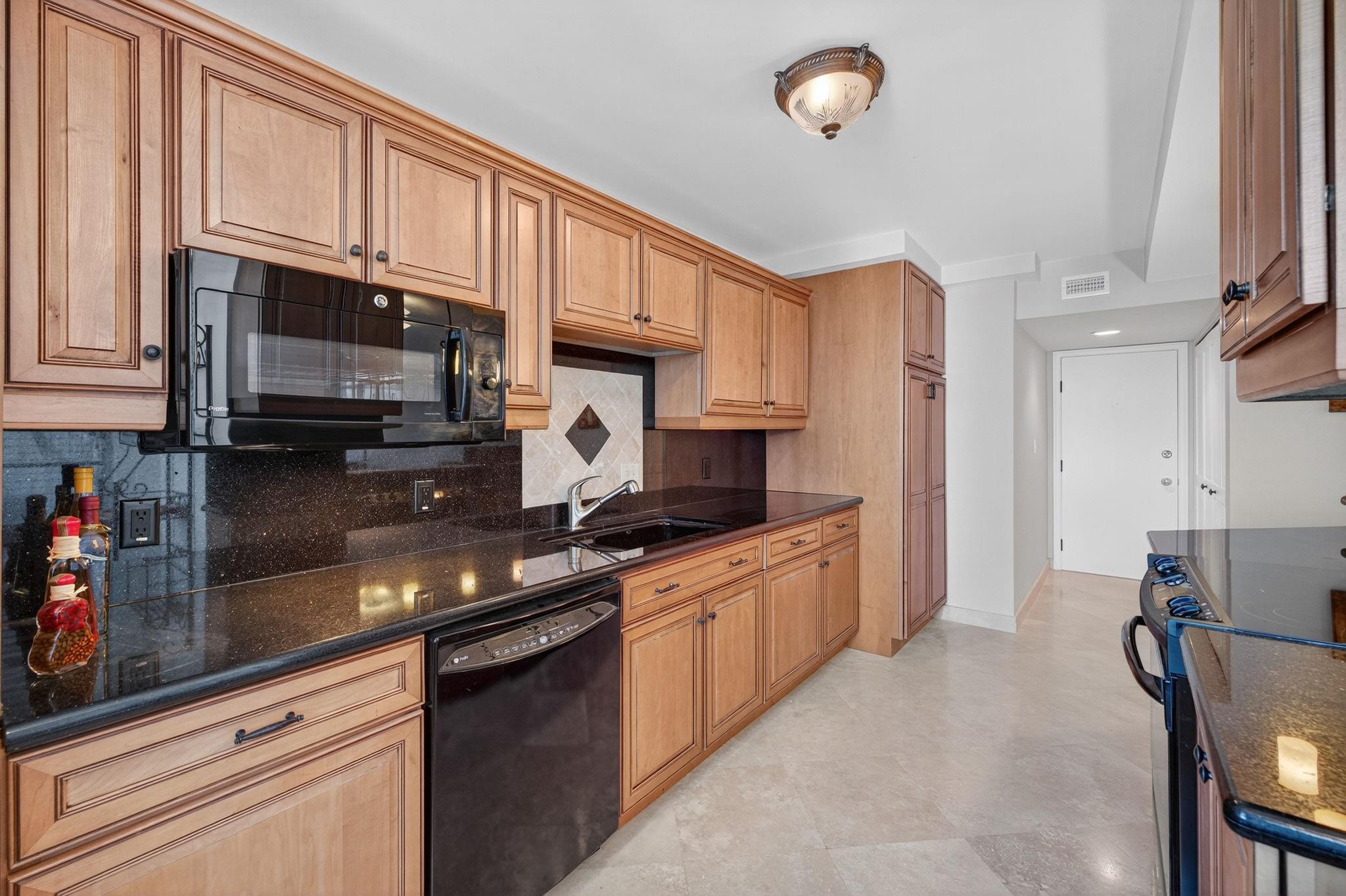 4280 Galt Ocean Dr 14D