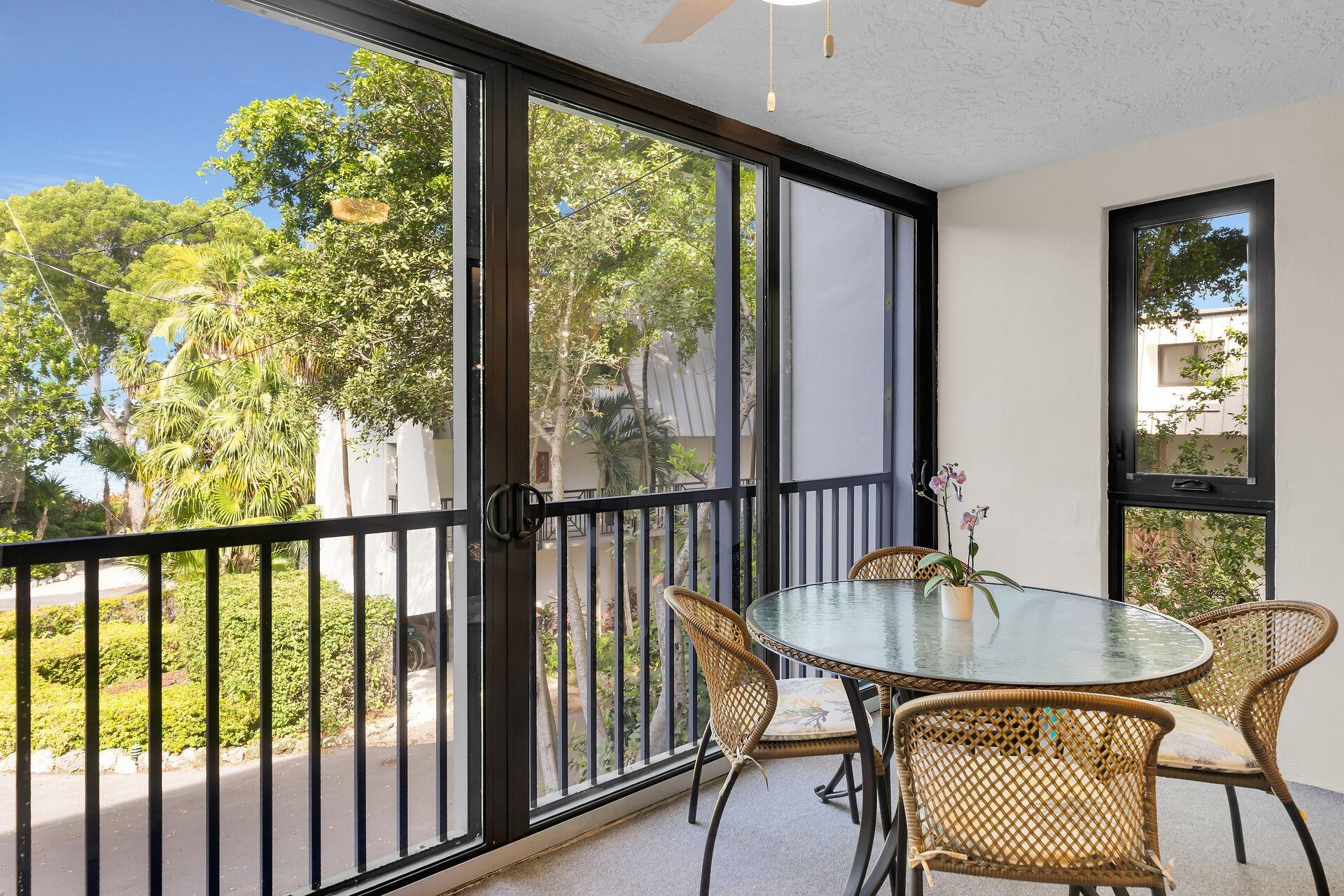 97652 Overseas Hwy M8