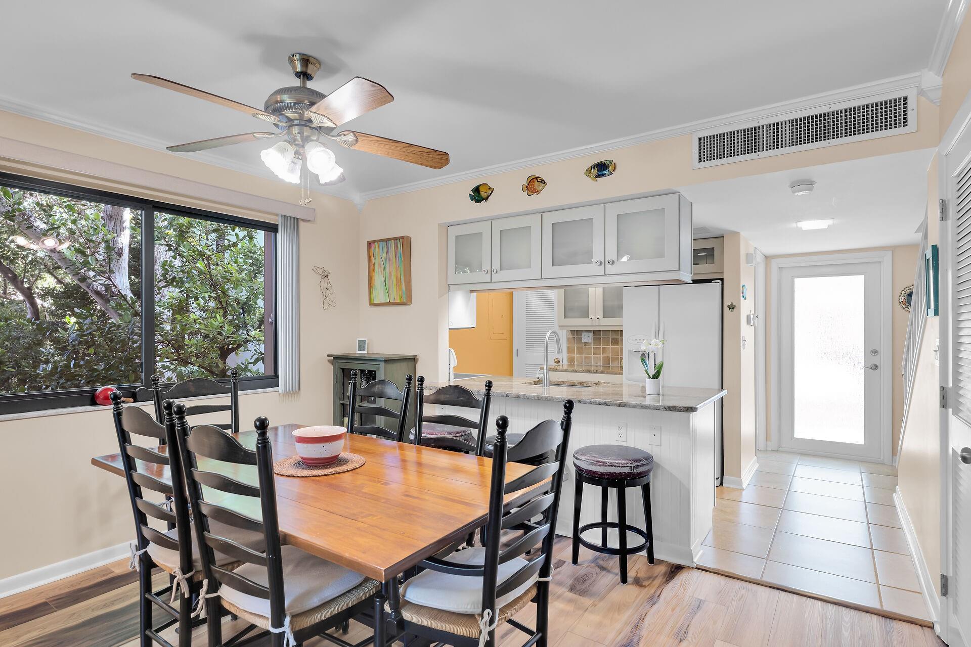 97652 Overseas Hwy M8