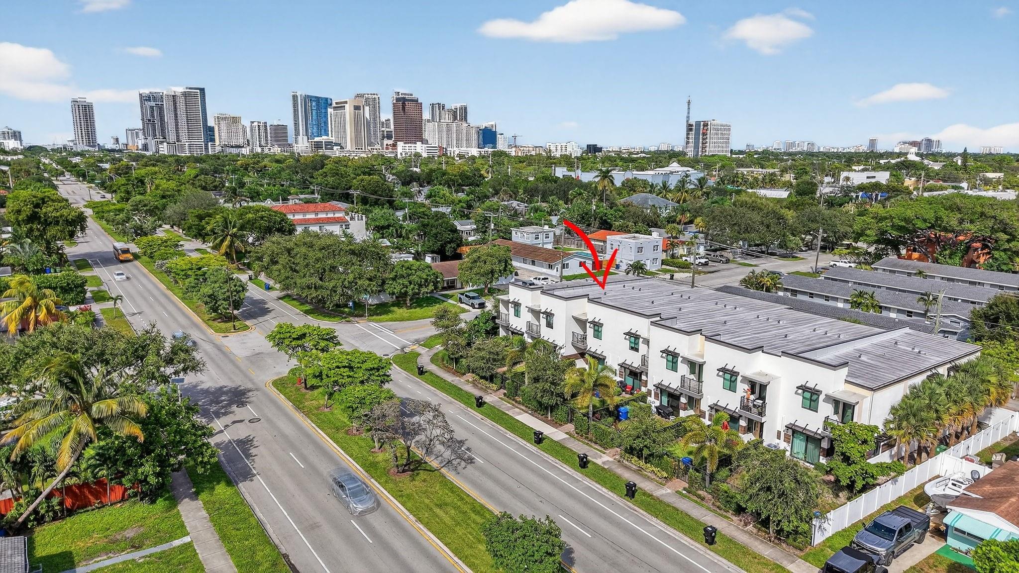 1402 SW 4th Ave 1402