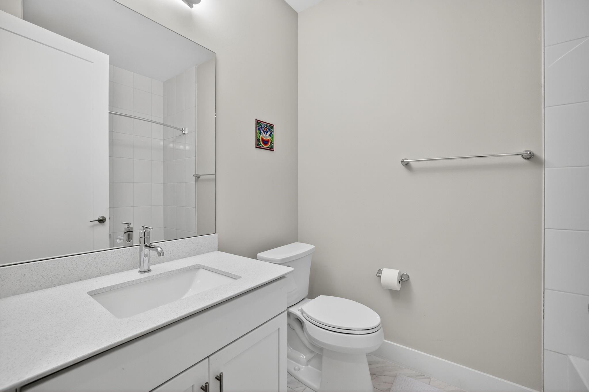 1402 SW 4th Ave 1402