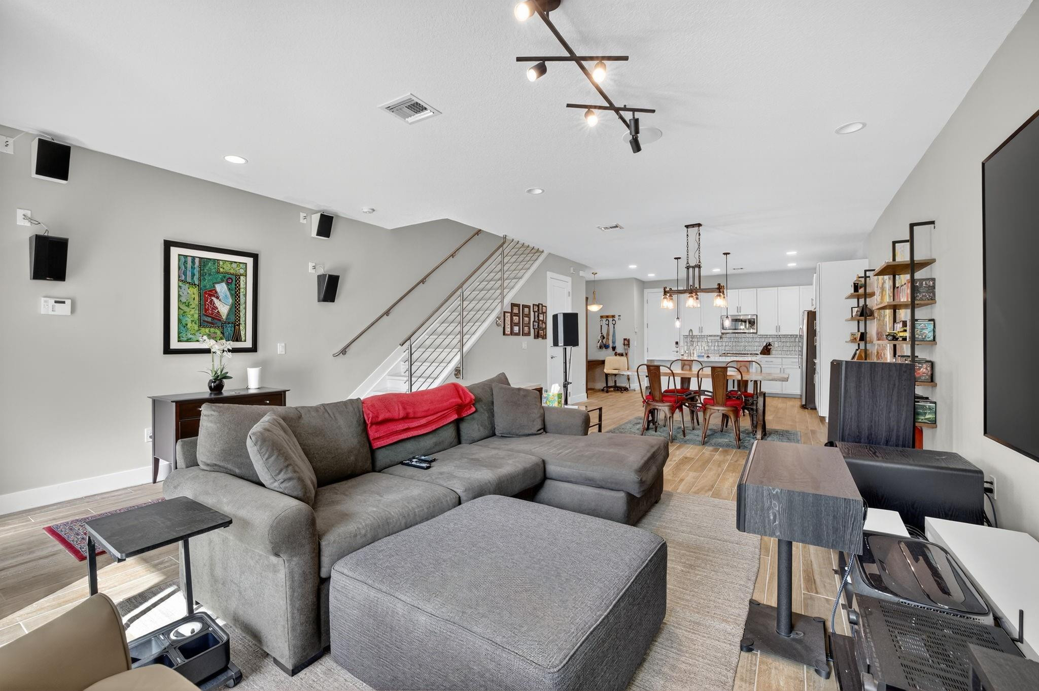 1402 SW 4th Ave 1402