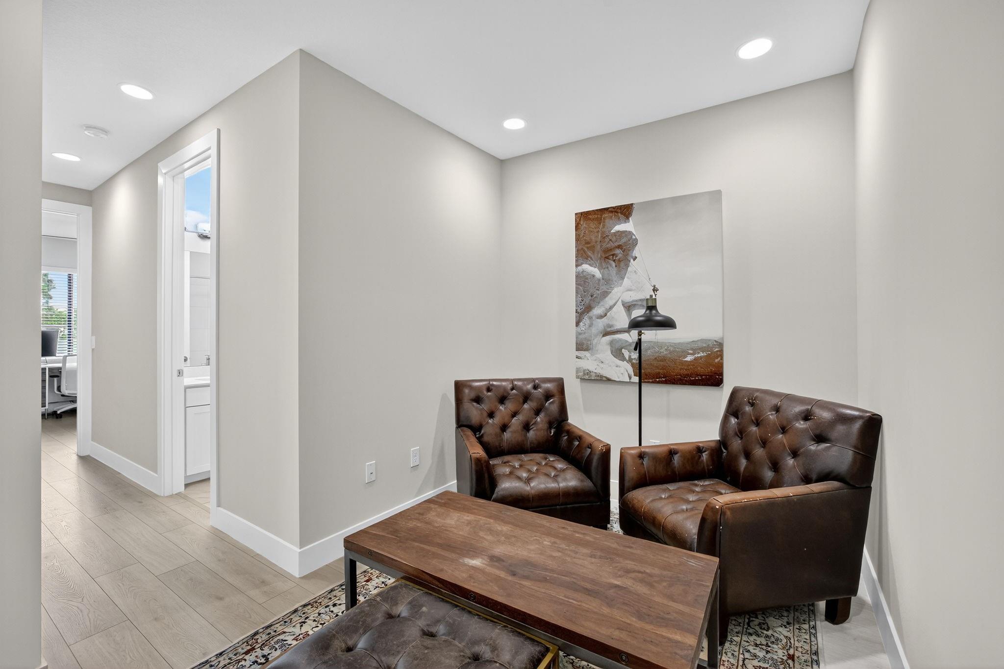 1402 SW 4th Ave 1402