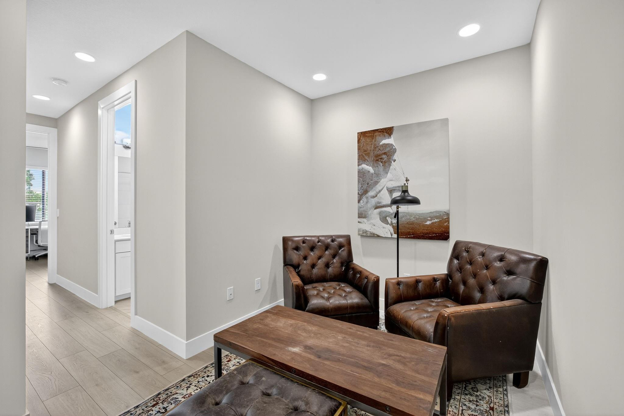 1402 SW 4th Ave 1402